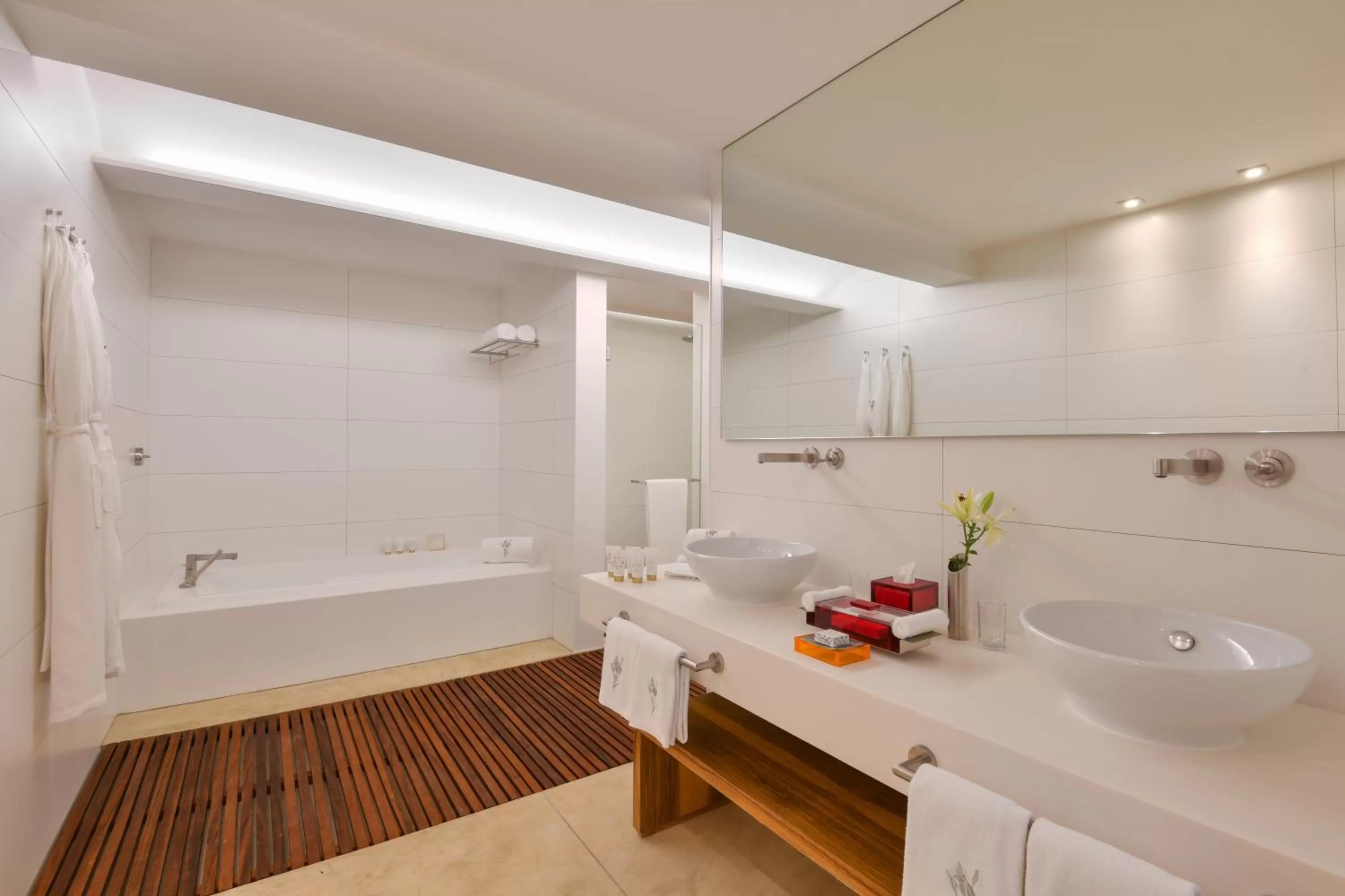 Bathroom in Kempinski Hotel Aqaba