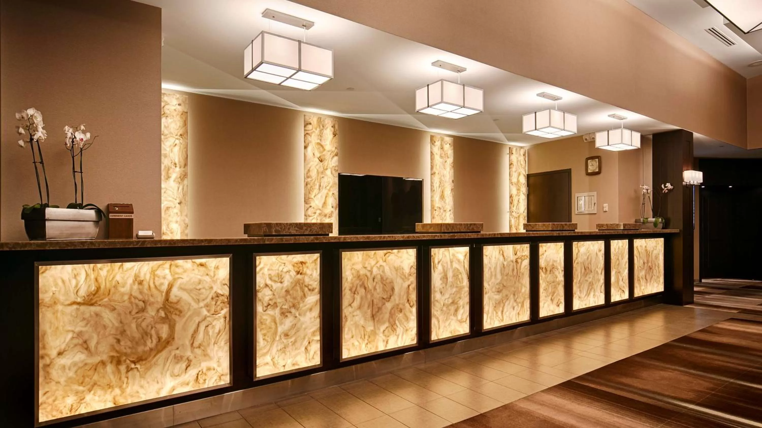 Lobby or reception in Best Western Plus Lamplighter Inn & Conference Centre
