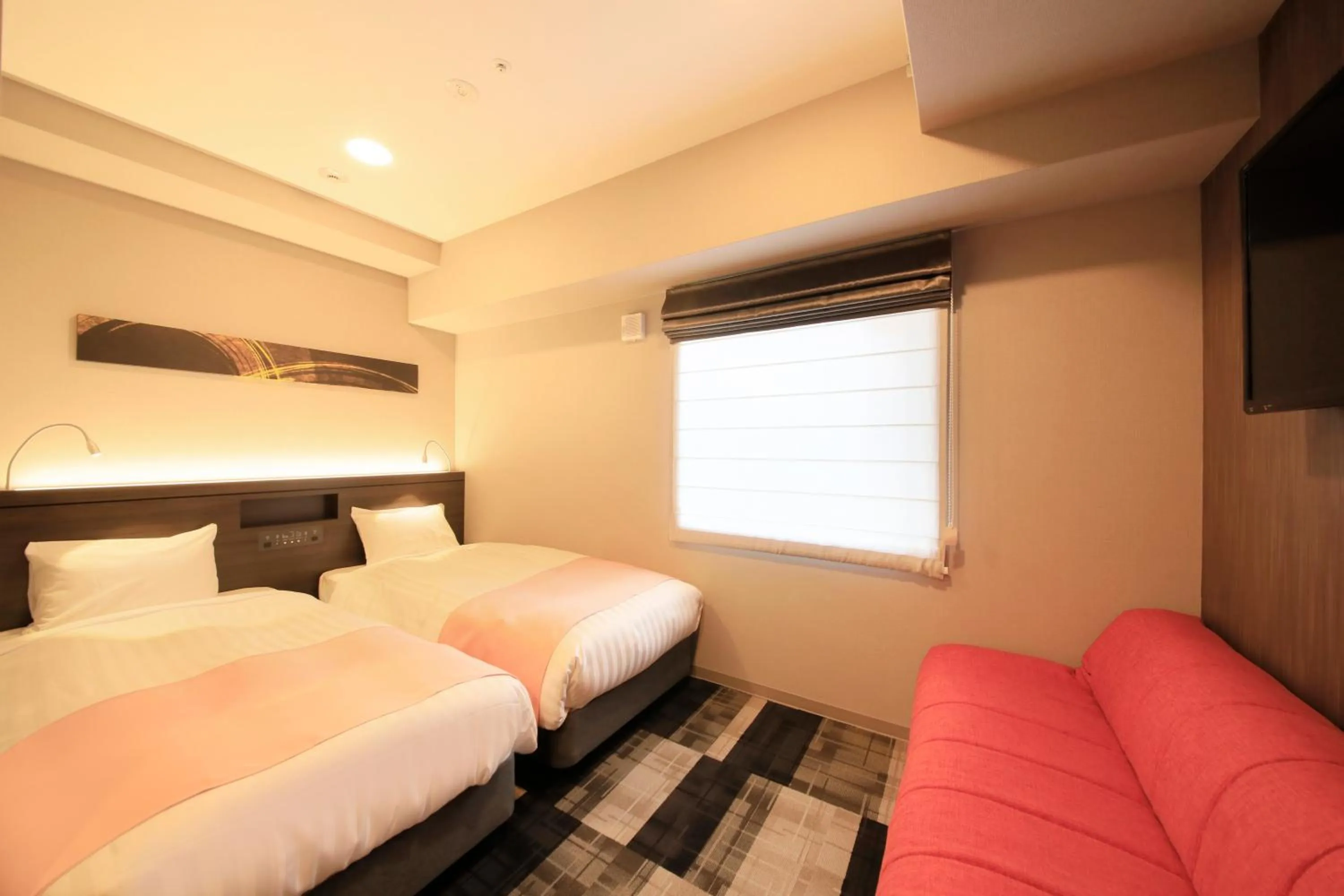 Photo of the whole room, Bed in S-peria Inn Osaka Hommachi