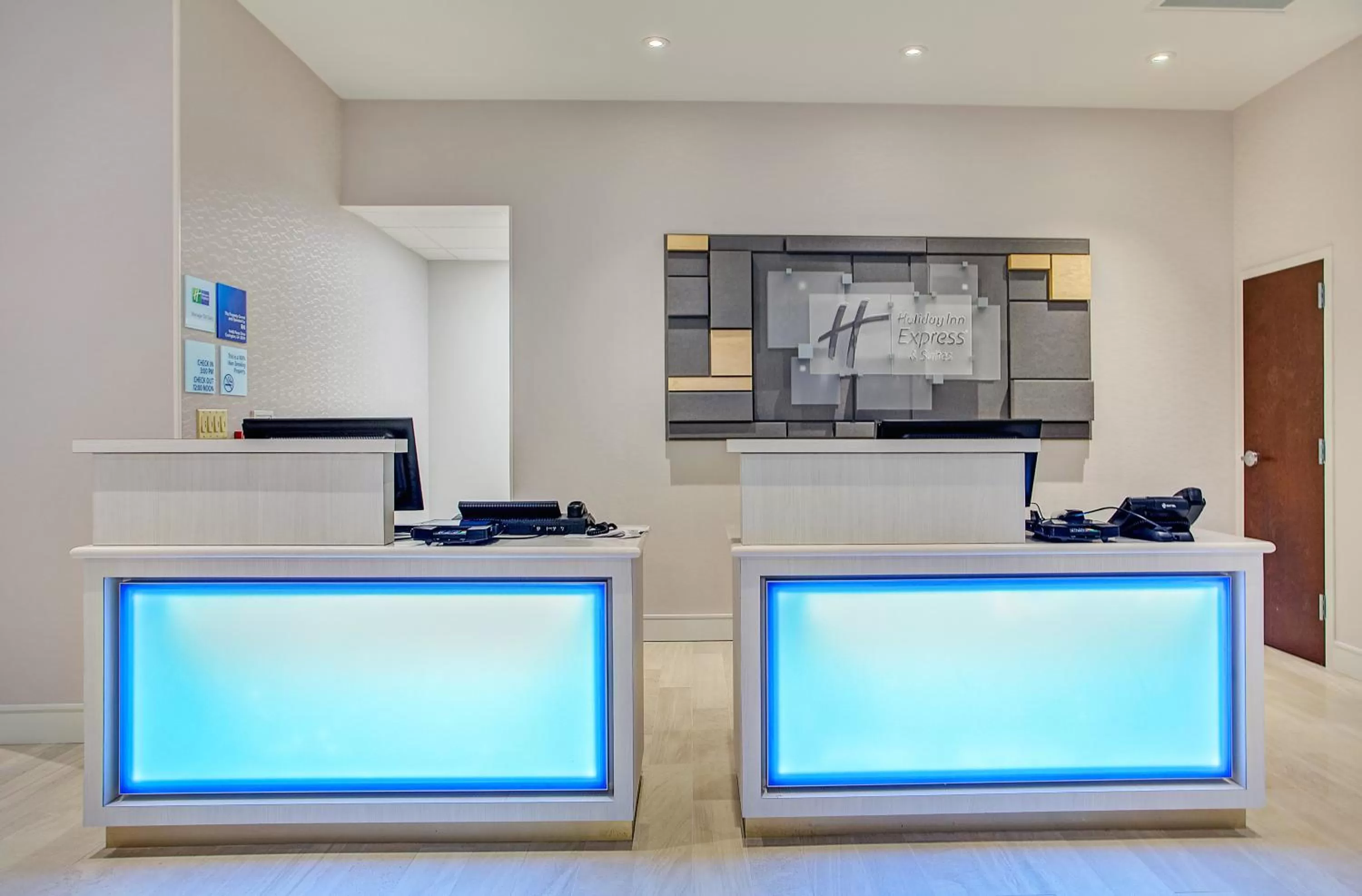 Property building in Holiday Inn Express & Suites Covington by IHG