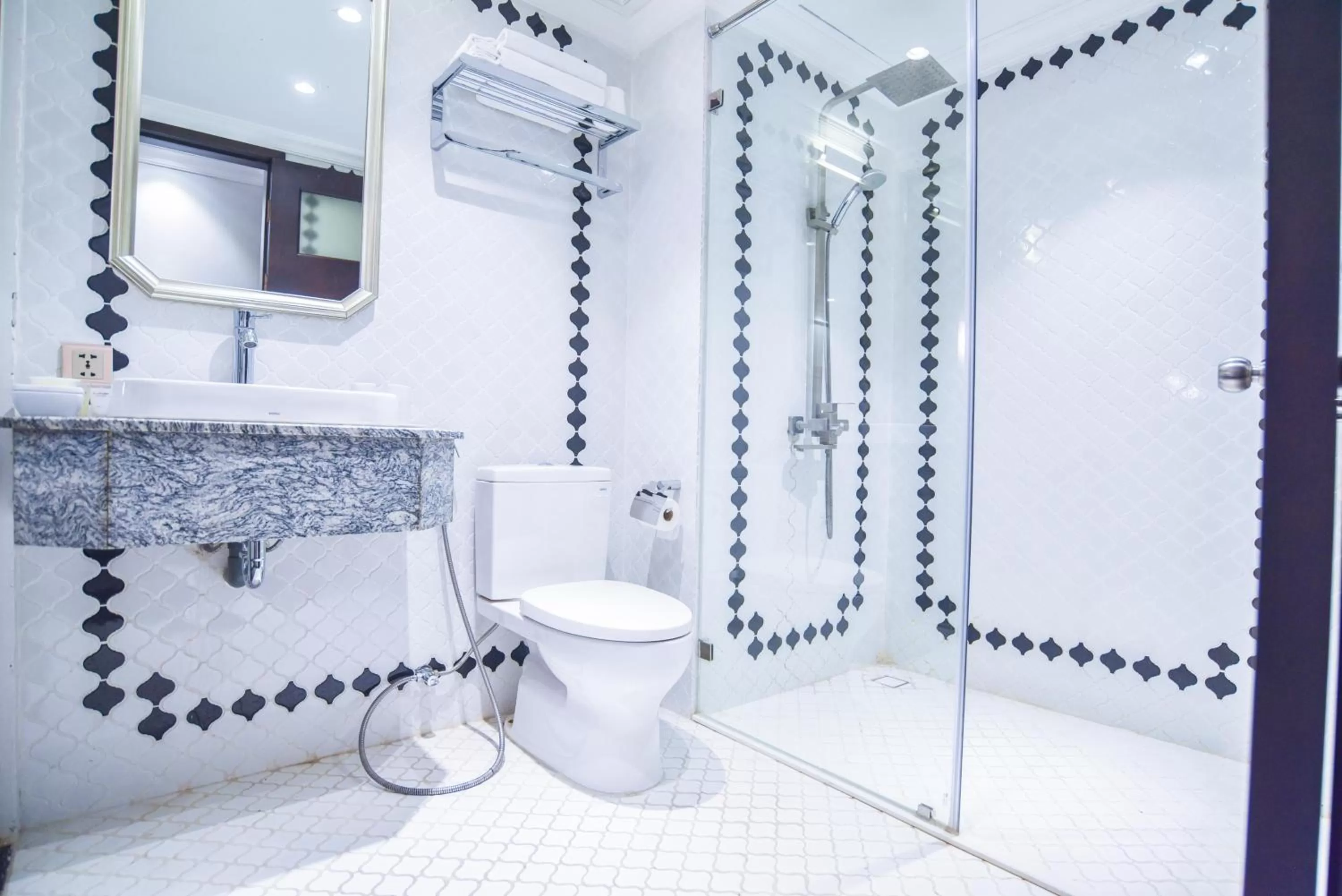 Bathroom in Golden Legend Boutique Hotel