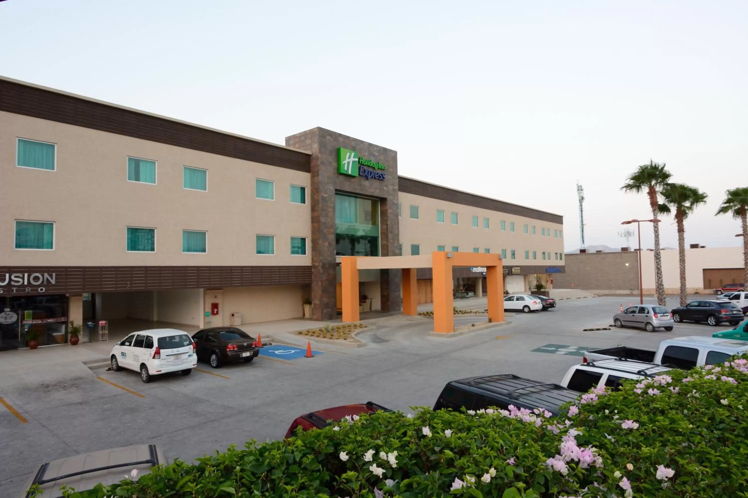 Property building in Holiday Inn Express Cabo San Lucas by IHG