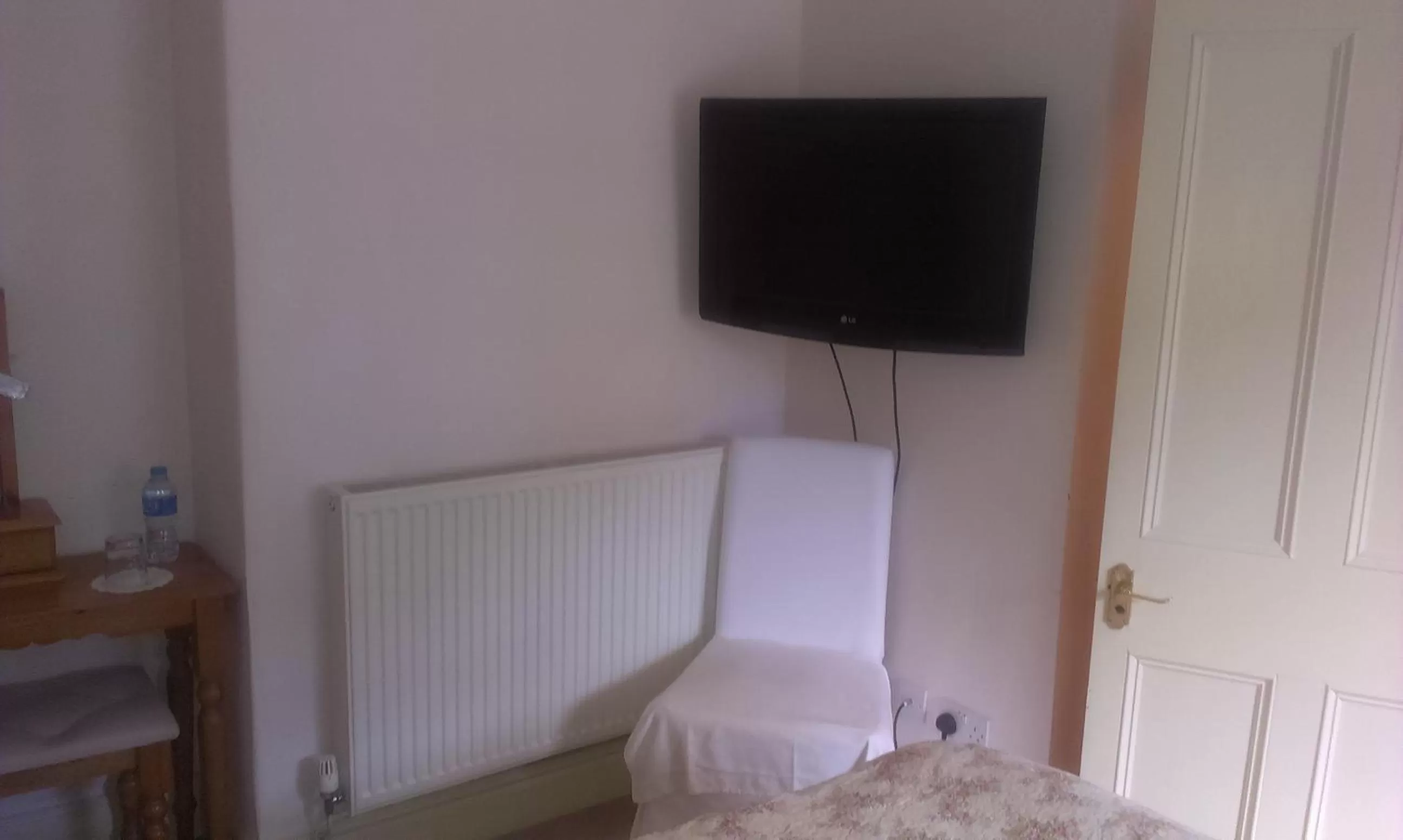 Bedroom, Bed in Pant Teg B & B