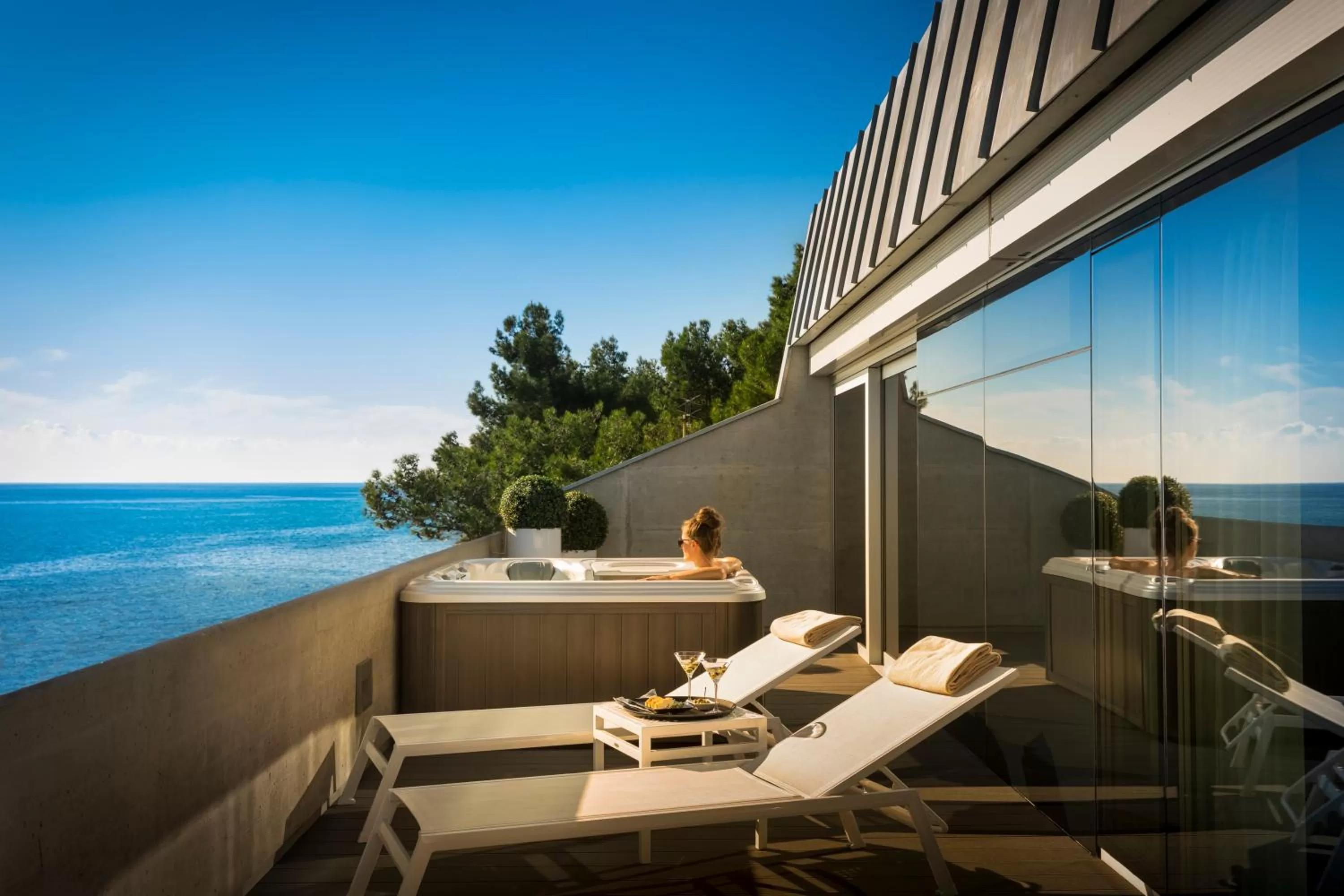 Hot Tub in RIVALMARE BEACH Boutique Hotel