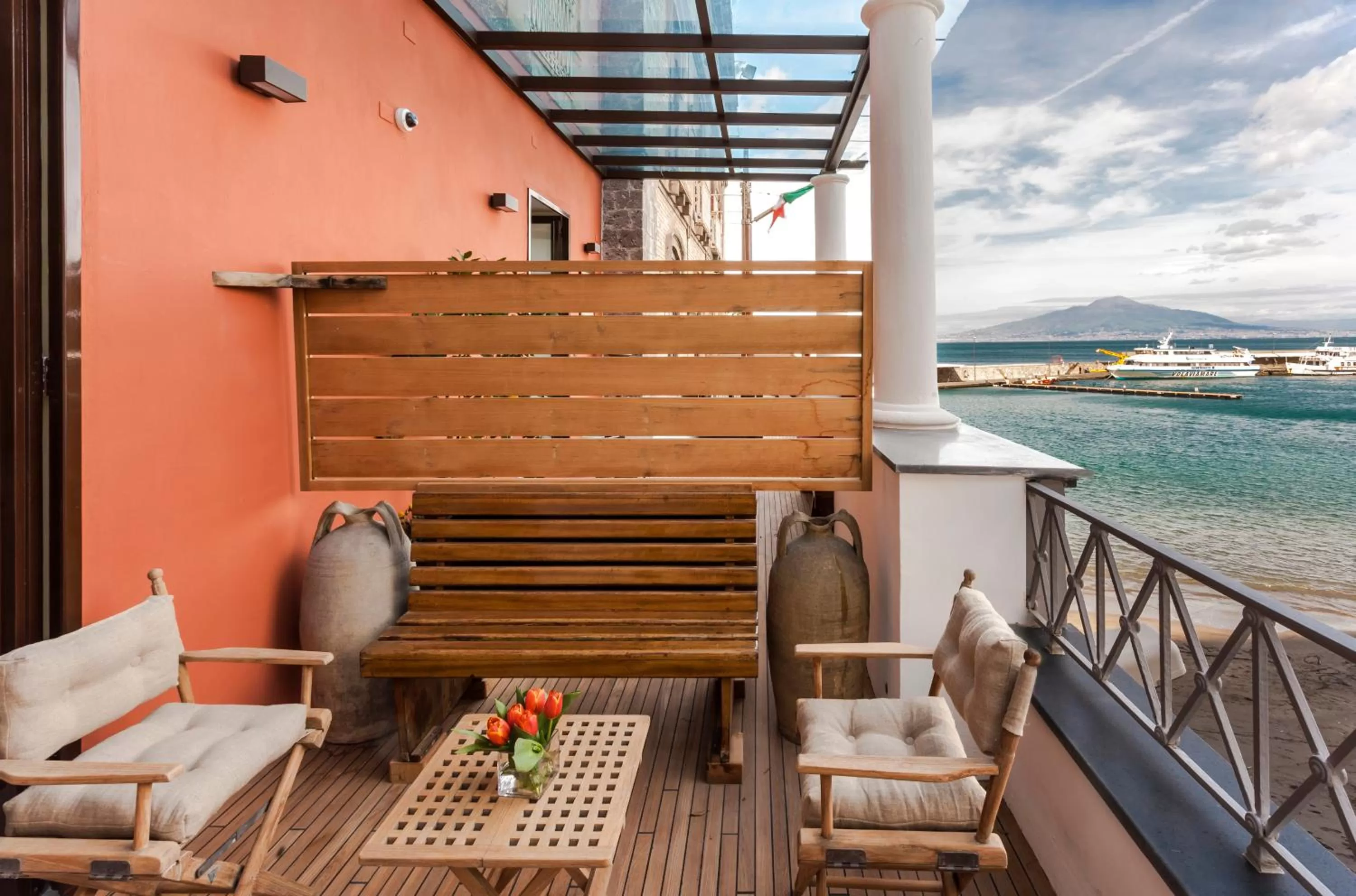 Balcony/Terrace in Yacht Club Capo Cervo Suites B&B