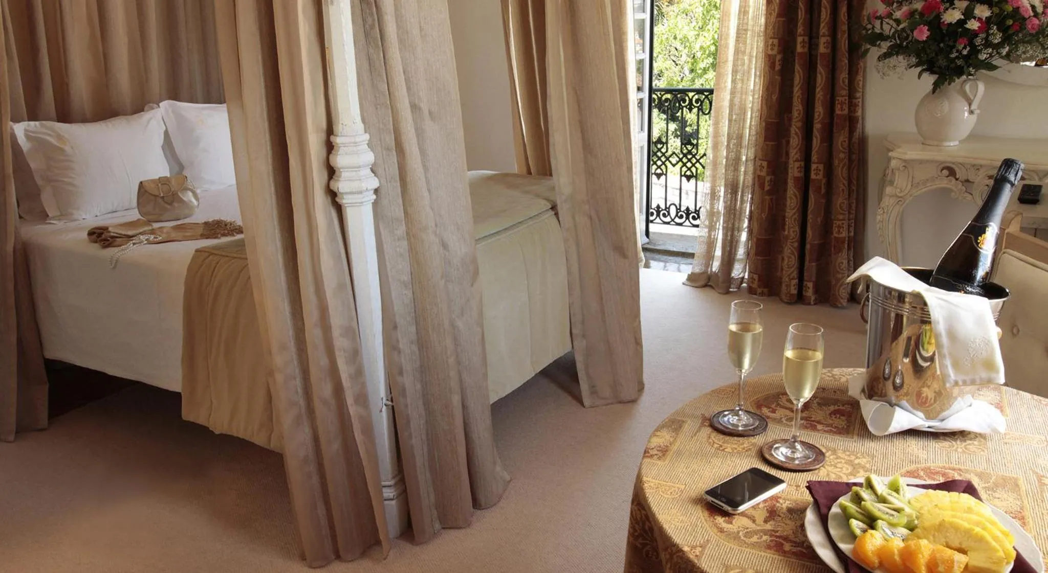 Bed in Hotel Real d Obidos