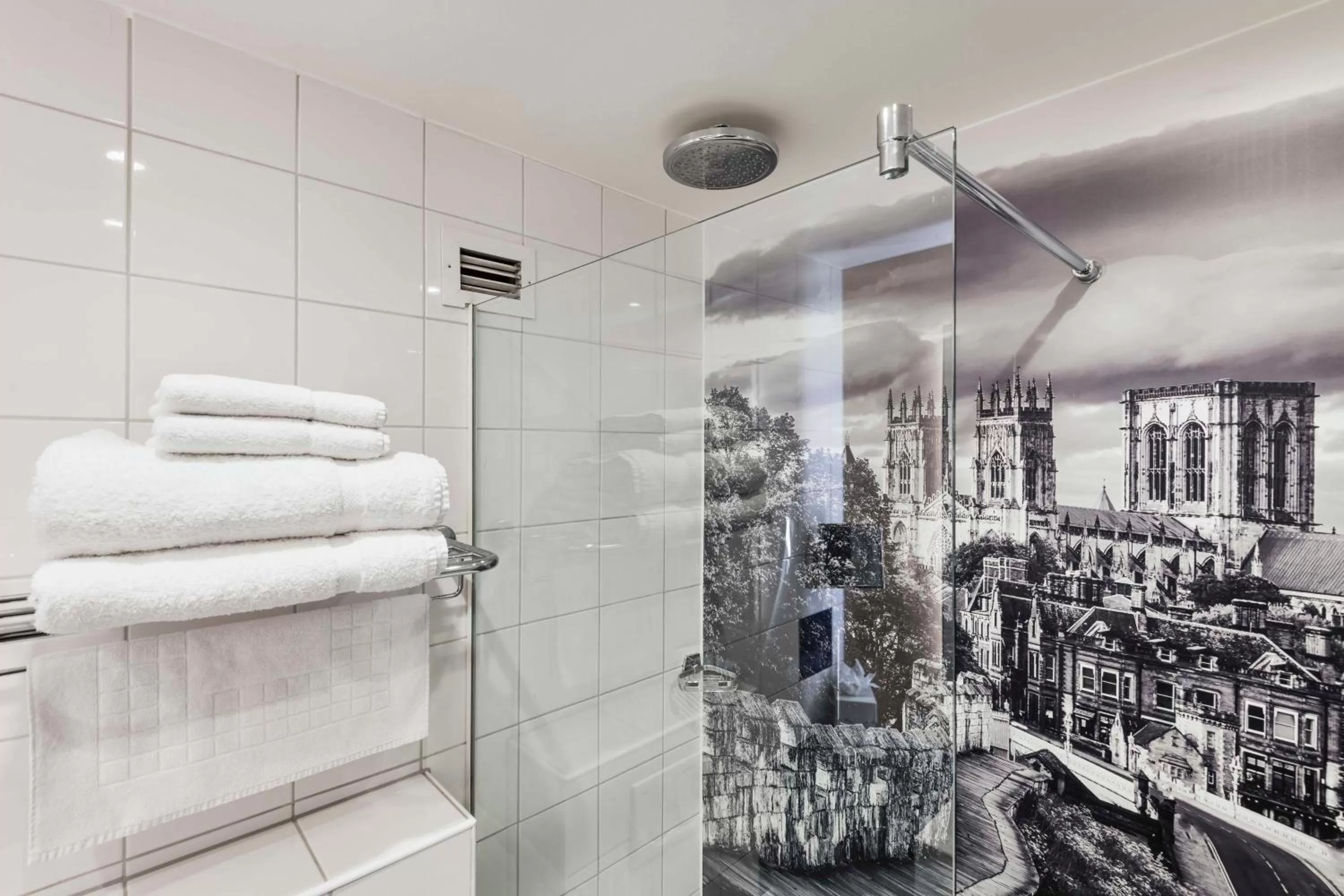 Bathroom in Radisson Hotel York