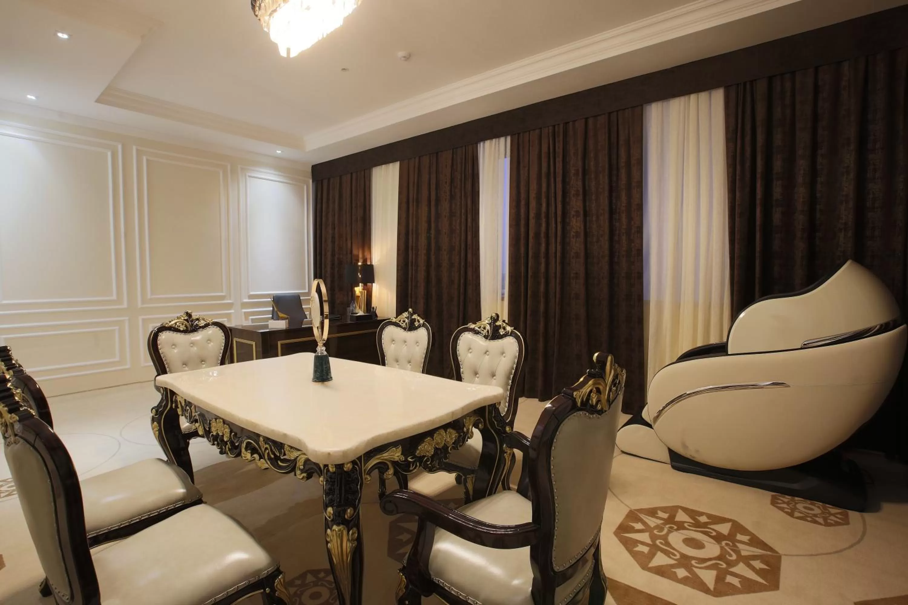 Dining area in Sahid Zarafshon