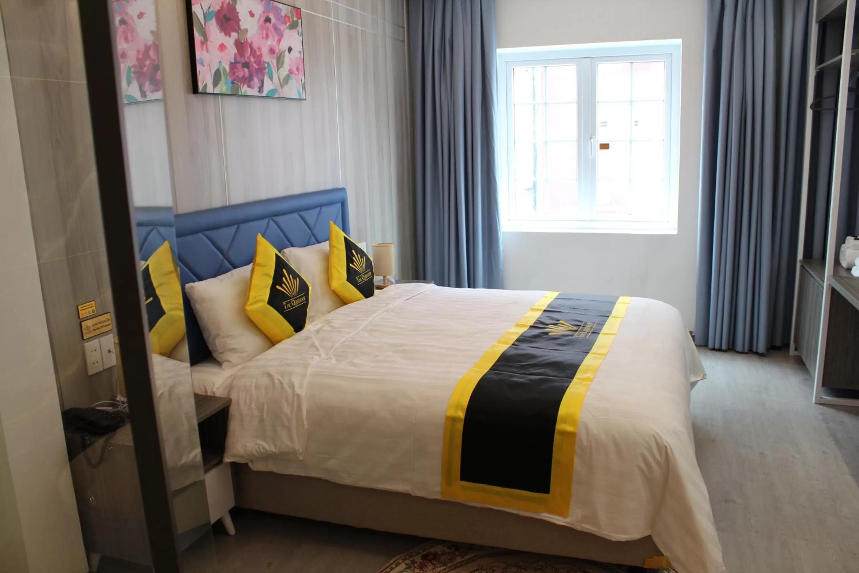 Bedroom, Bed in THE QUEENDOR BOUTIQUE HOTEL