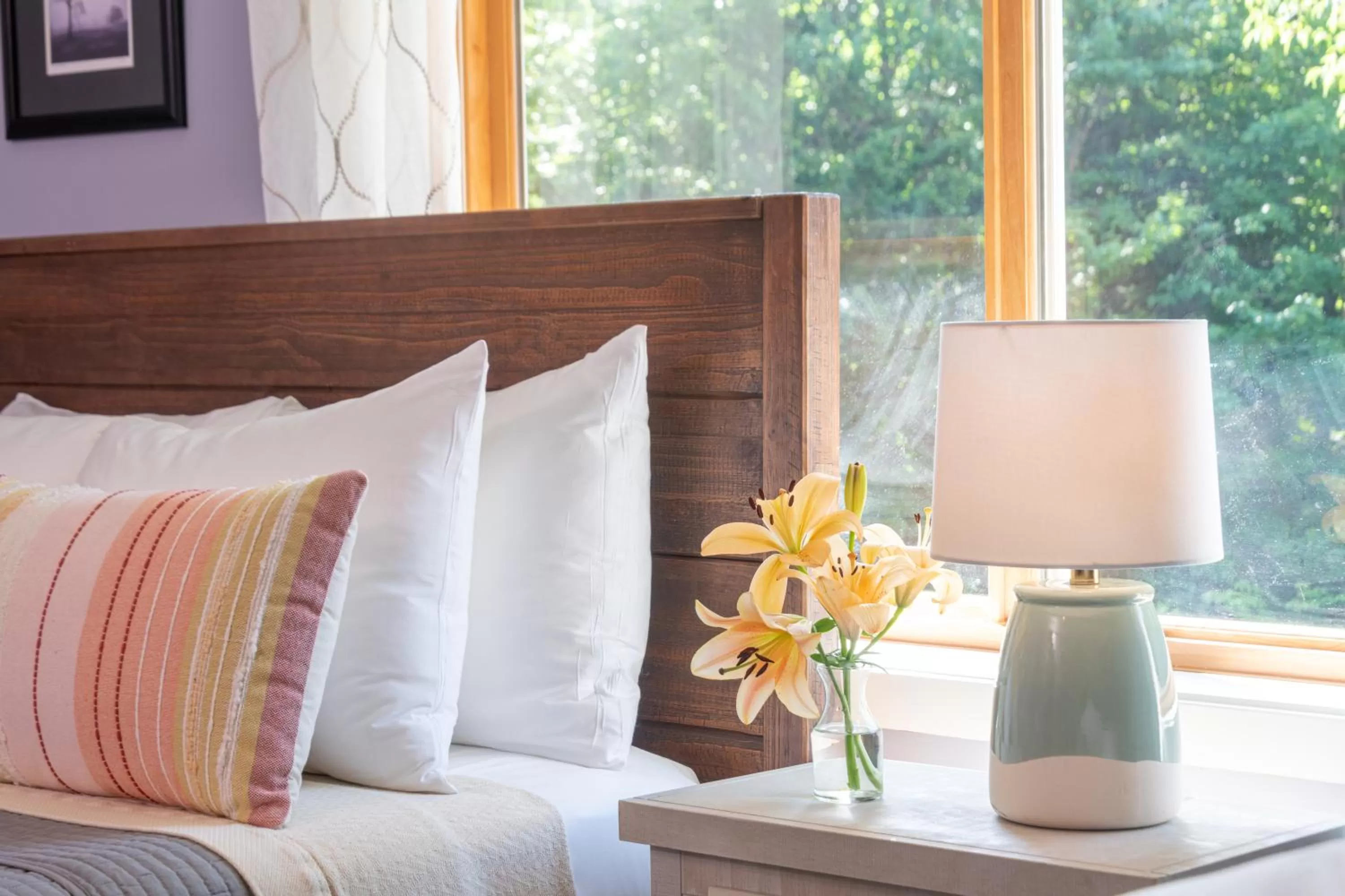 Bed in White Horse Lodge