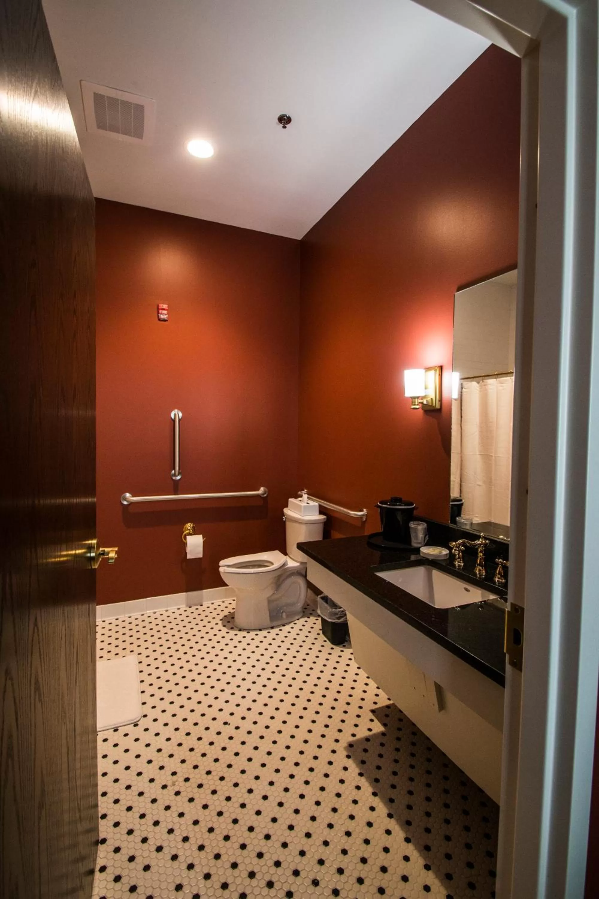 Double Room - Disability Access in Meadows Hotel