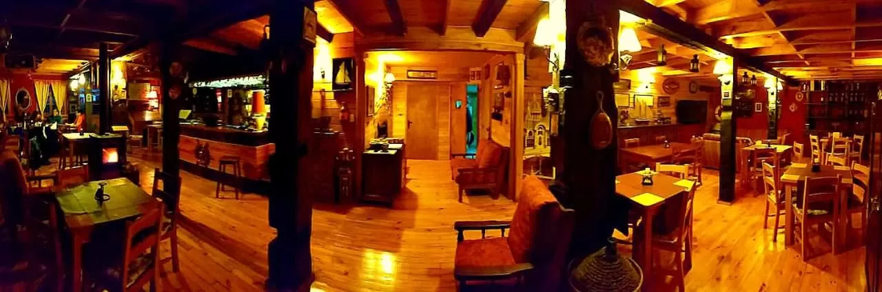 Property building, Restaurant/Places to Eat in Hotel Antigua Casona Patagonia