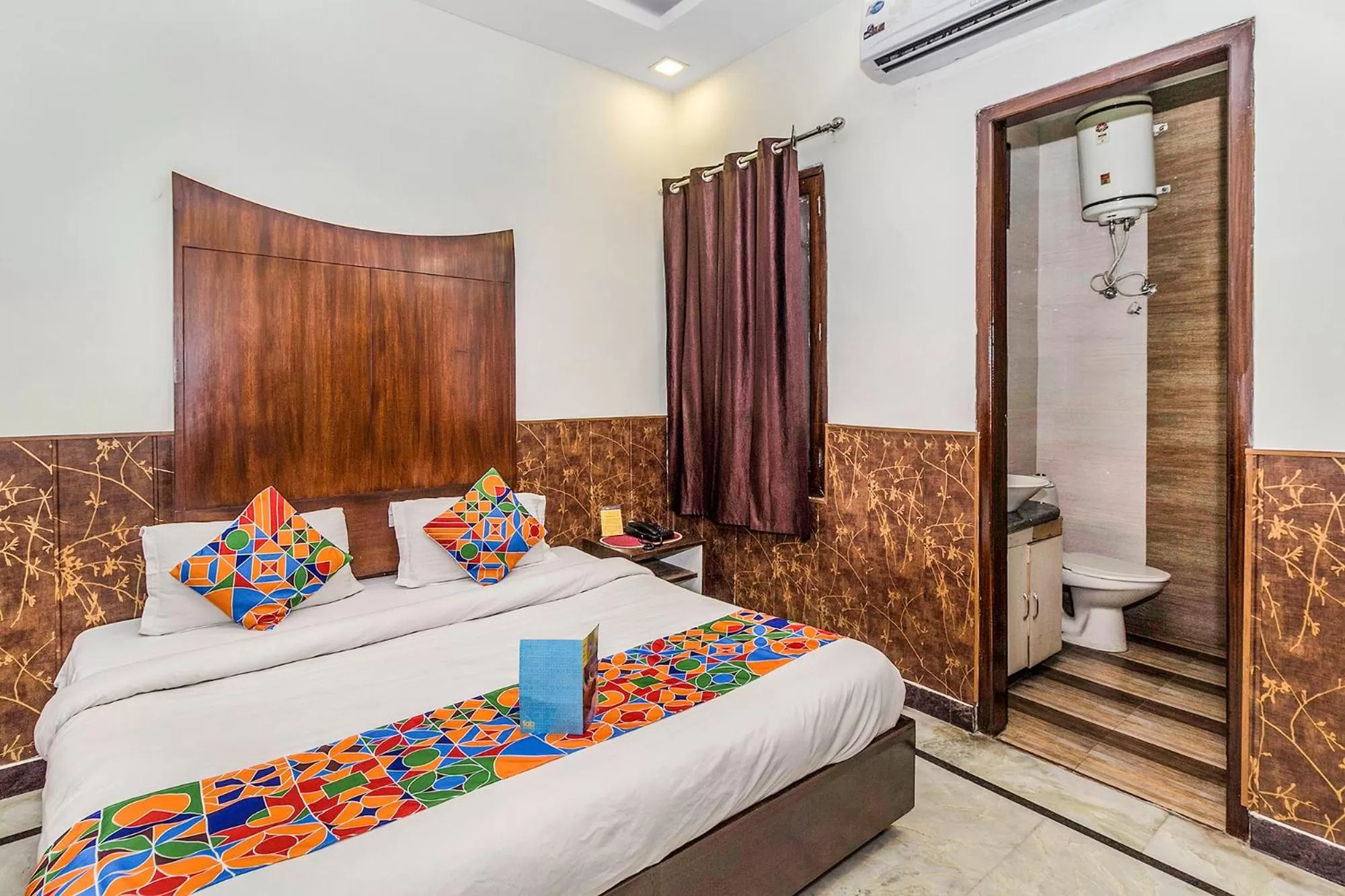 Bedroom, Bed in FabHotel Jindal Palace