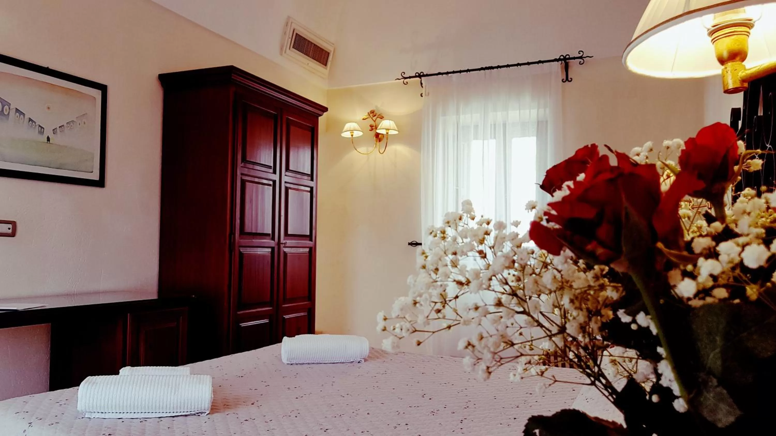 Photo of the whole room, Bed in Relais Sant'Eligio