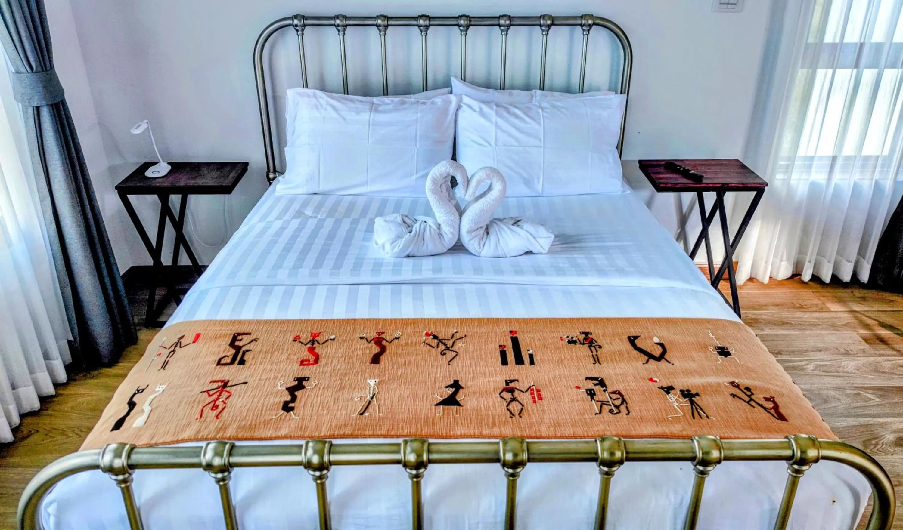 Bed in Isan Golf & Adventure Hotel