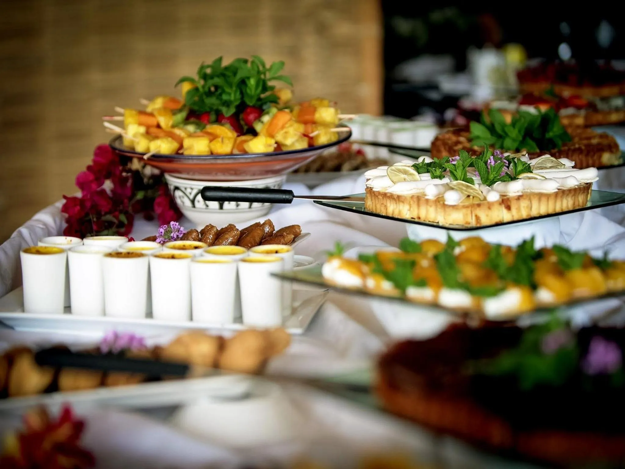 Restaurant/places to eat in Fellah Hotel