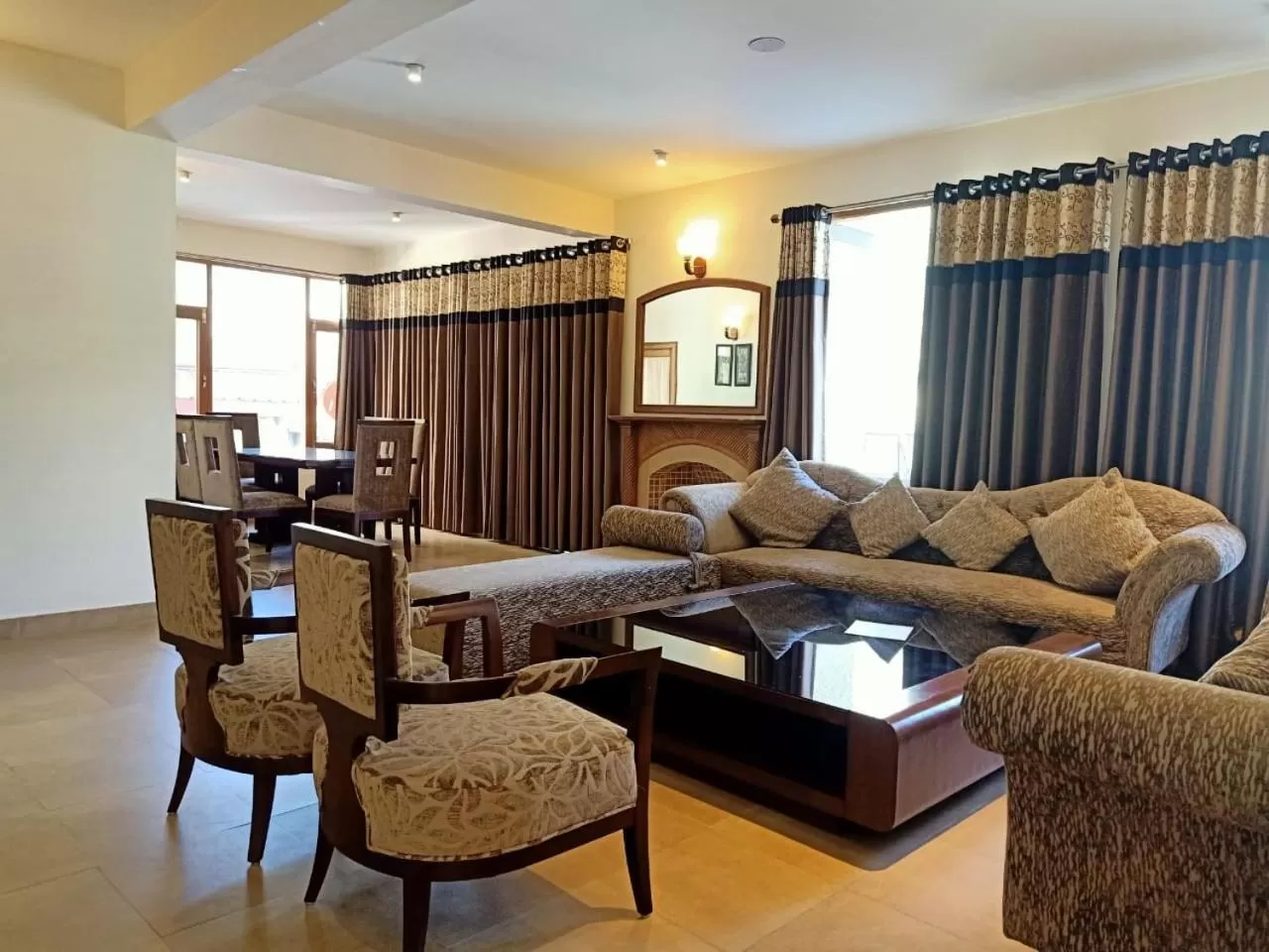 Living room in Shingar Regency