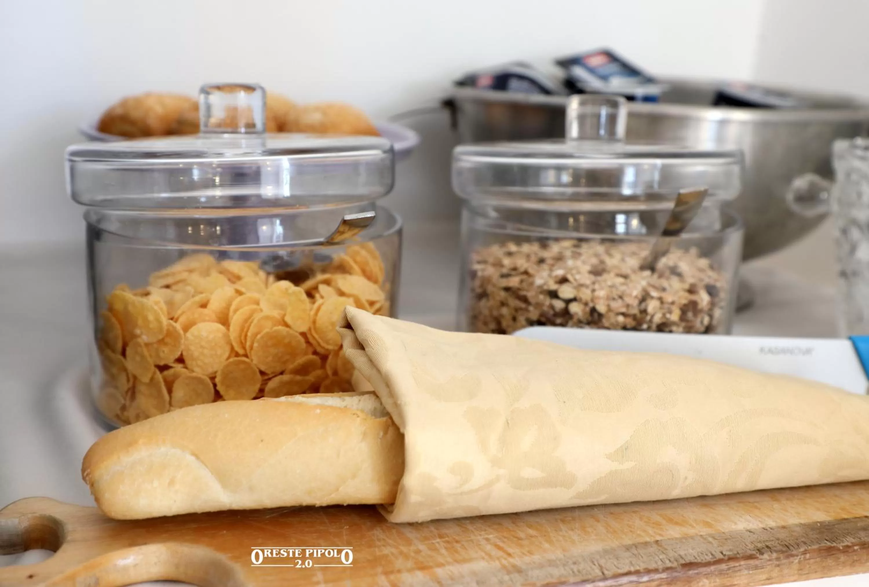 Food and drinks in Up Hotel