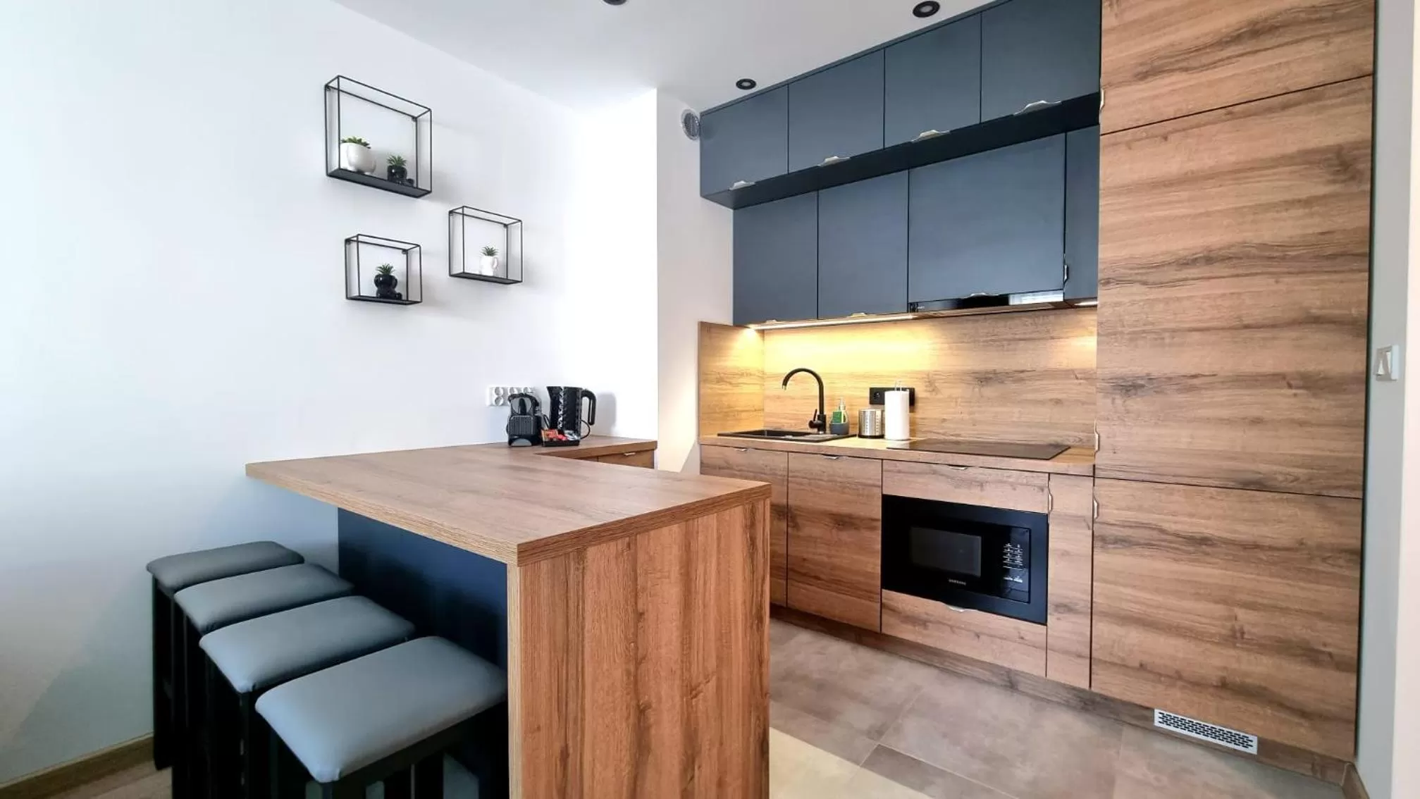 Coffee/tea facilities in NOOK NOOK Apartments Bytkowska 103