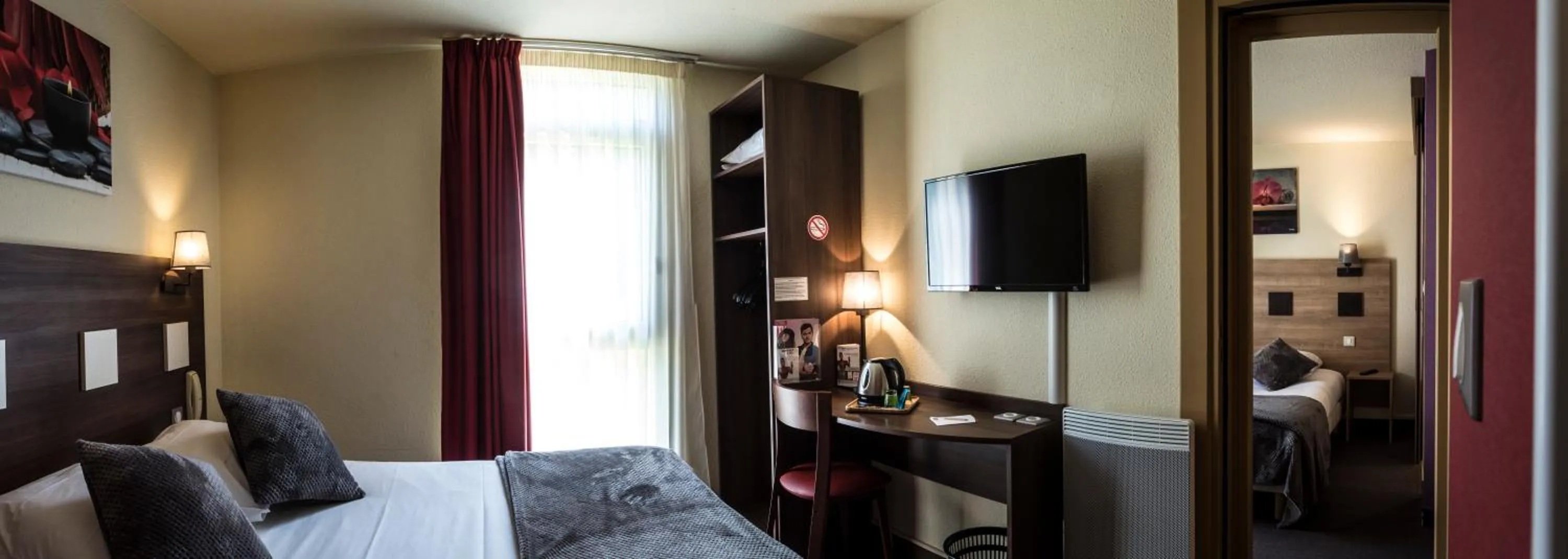 Photo of the whole room in Contact Hotel Atoll