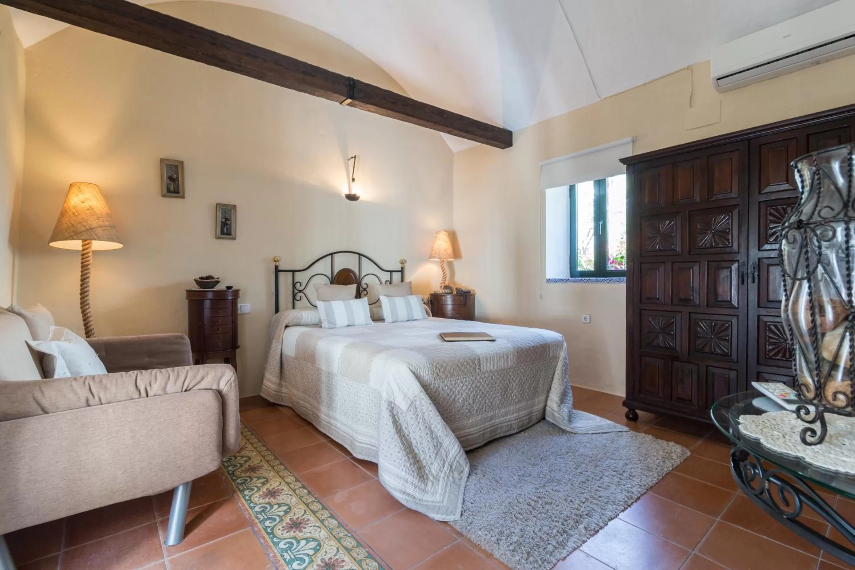 Bed in Hacienda El Santiscal Adults Only