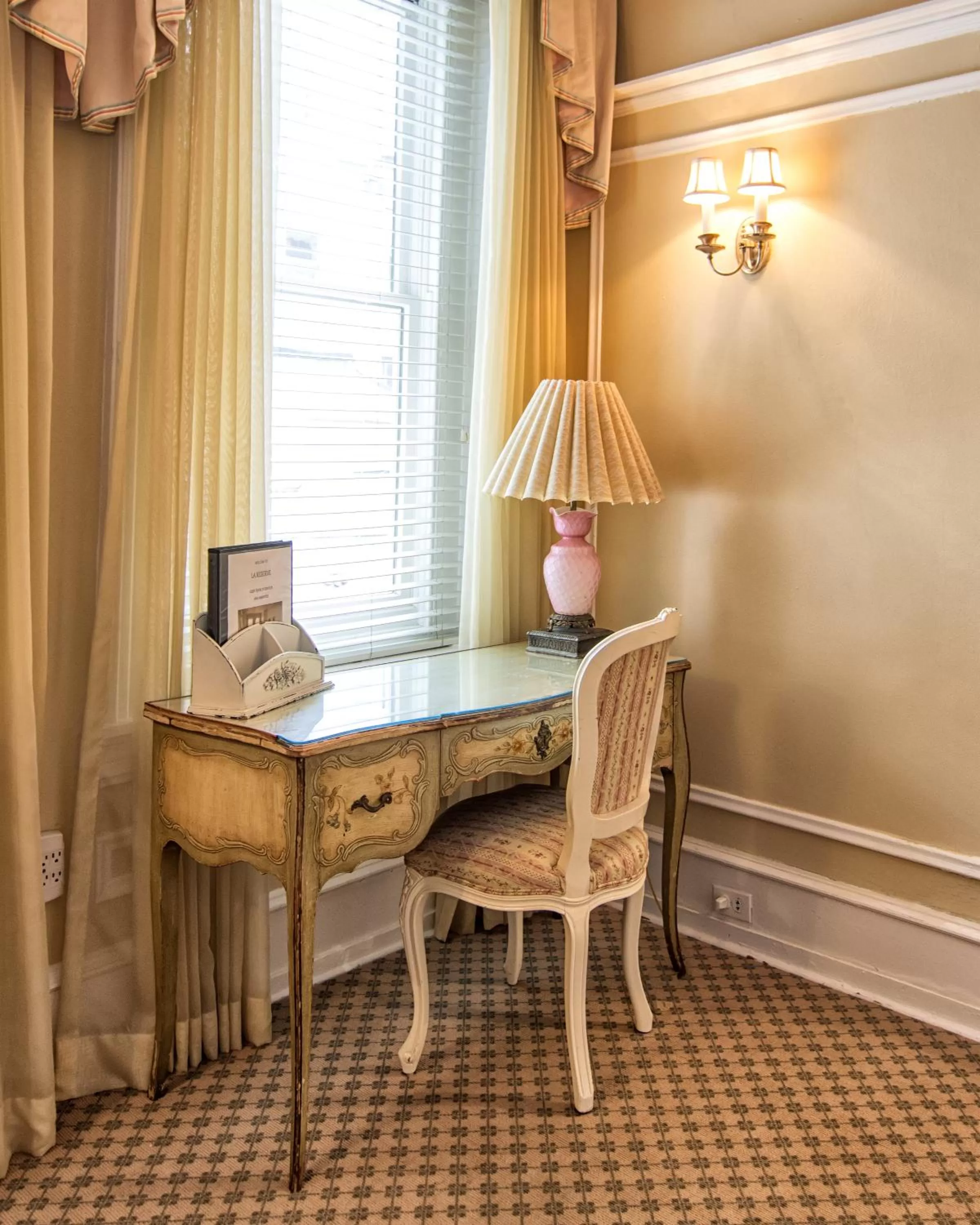 Area and facilities in La Reserve Bed and Breakfast