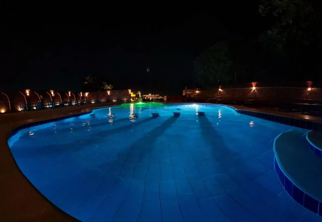 Swimming pool in Al Baeirat Hotel
