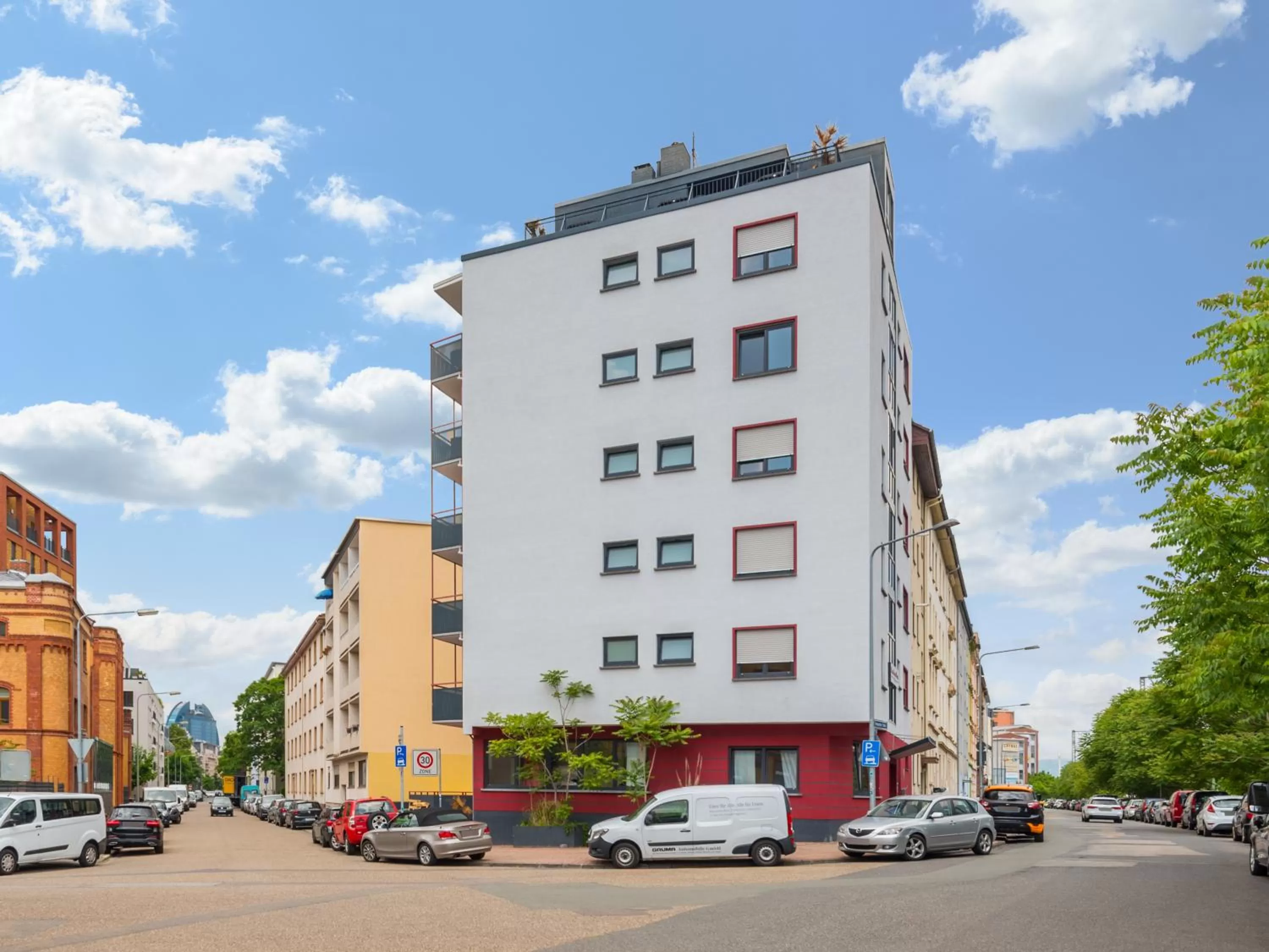 Property building in Numa Frankfurt Oben
