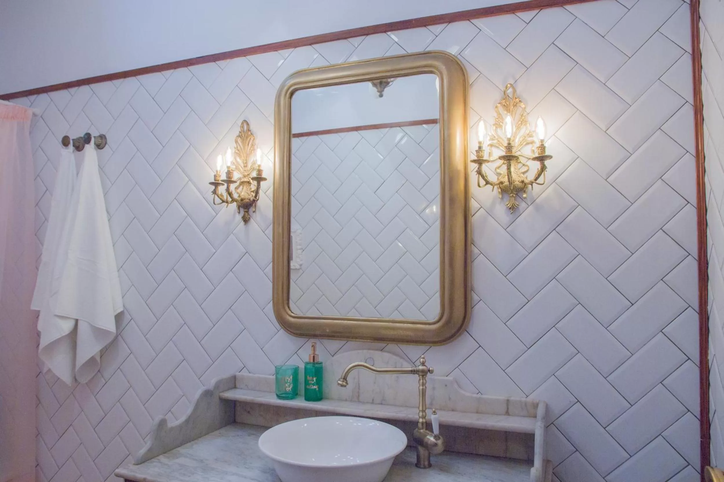 Bathroom in Aminta Home