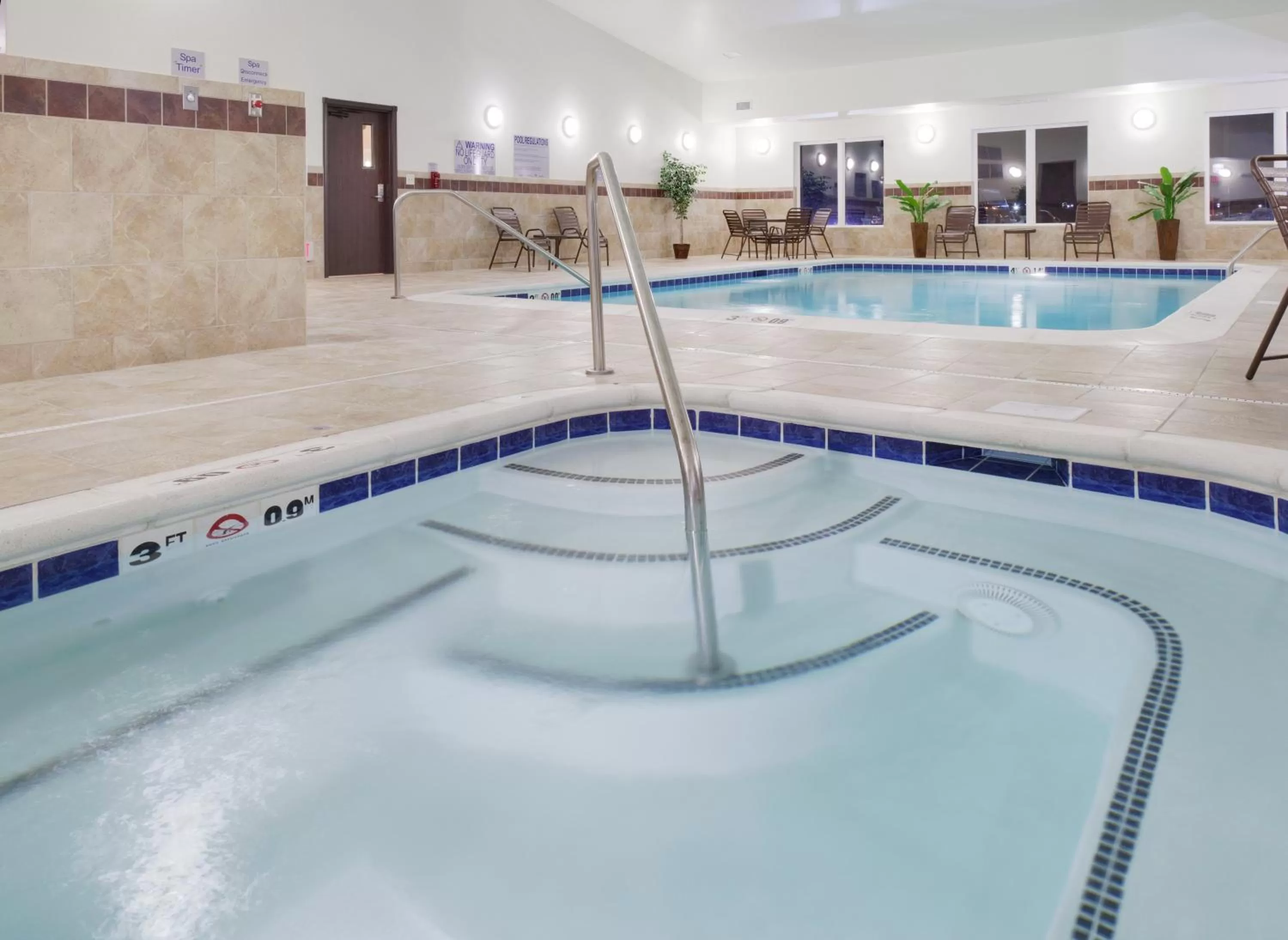 Swimming pool in Holiday Inn Express & Suites - Omaha I - 80 by IHG