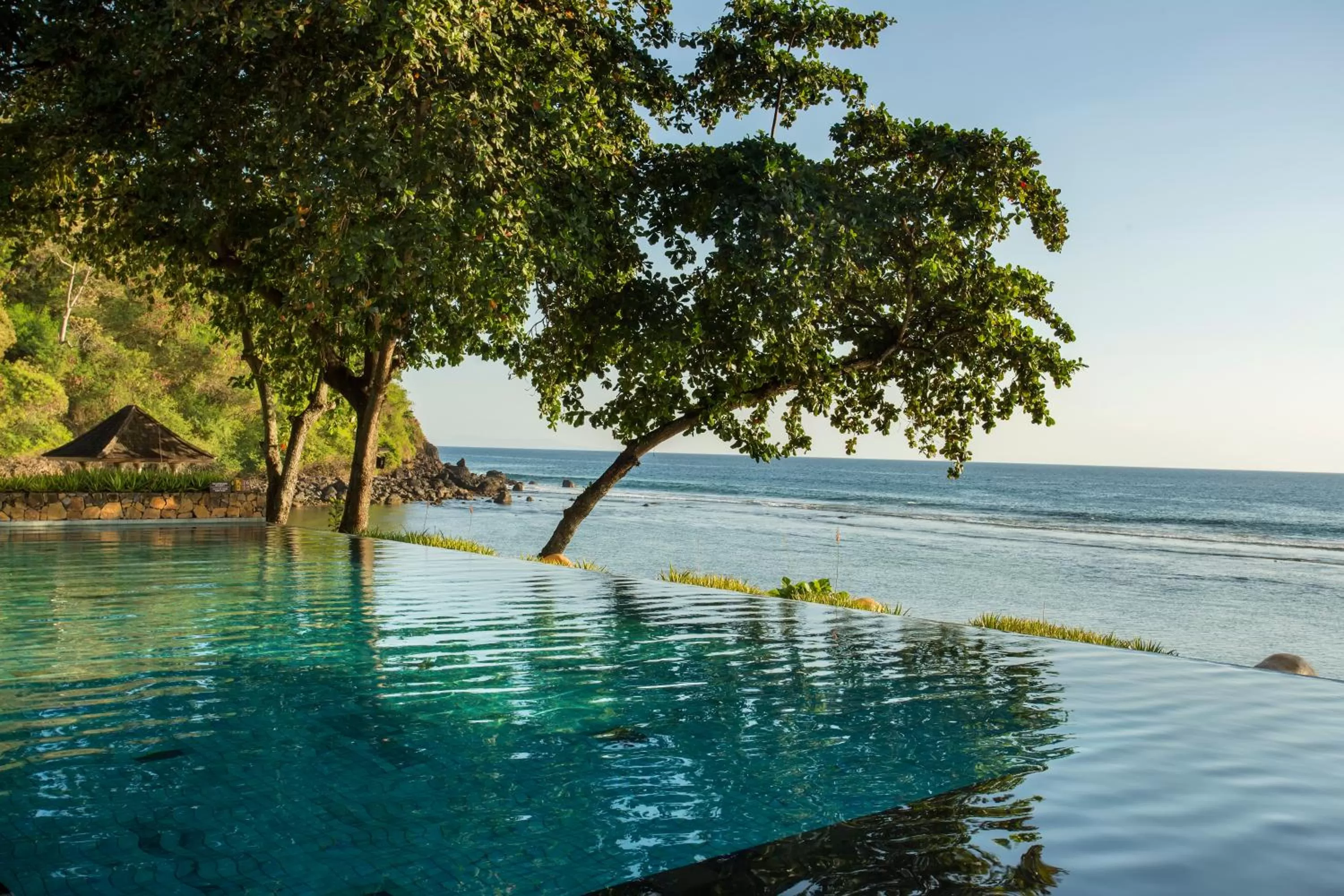 Swimming pool in Jeeva Klui Resort