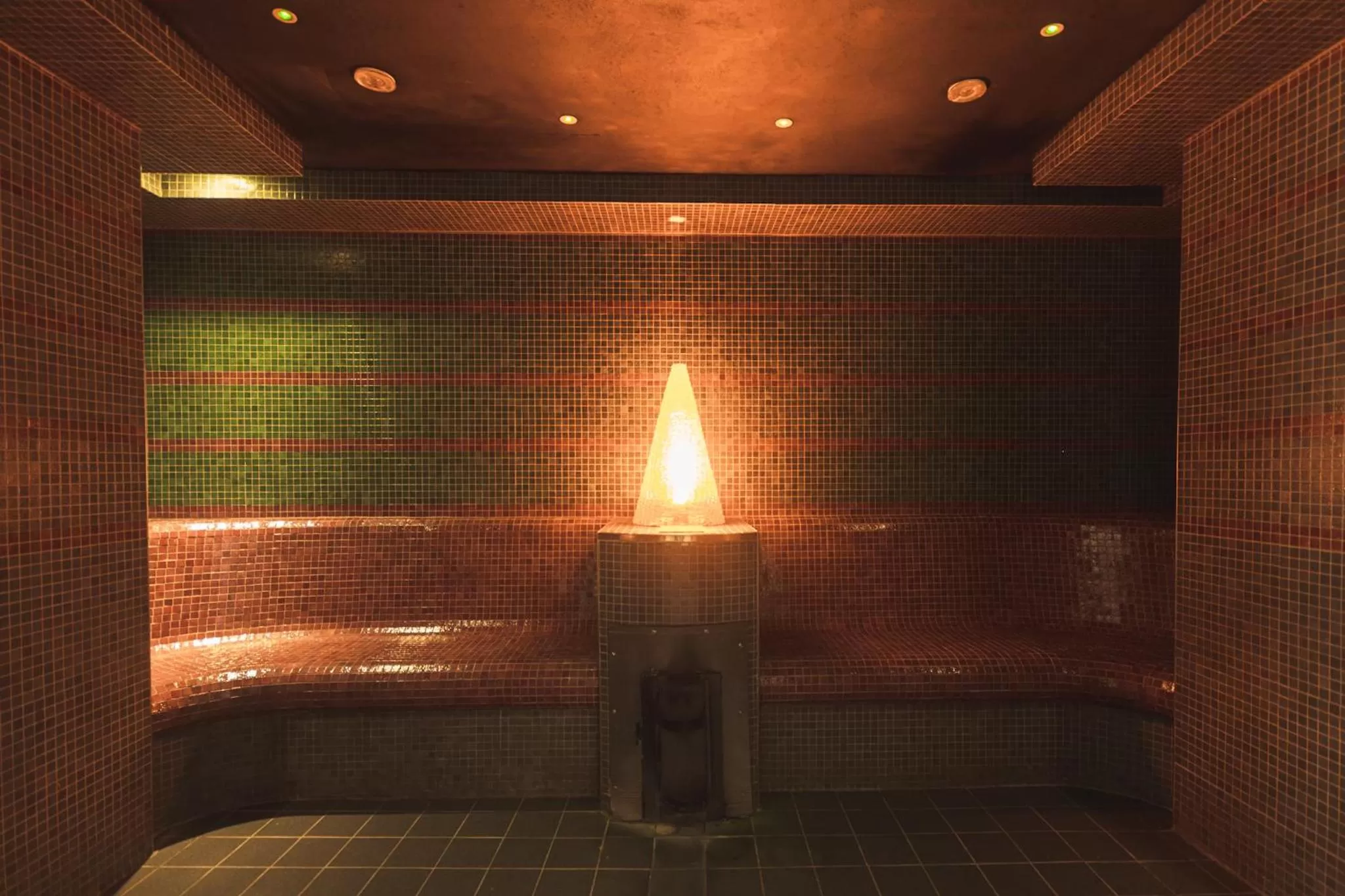 Spa and wellness centre/facilities in The Tytherington