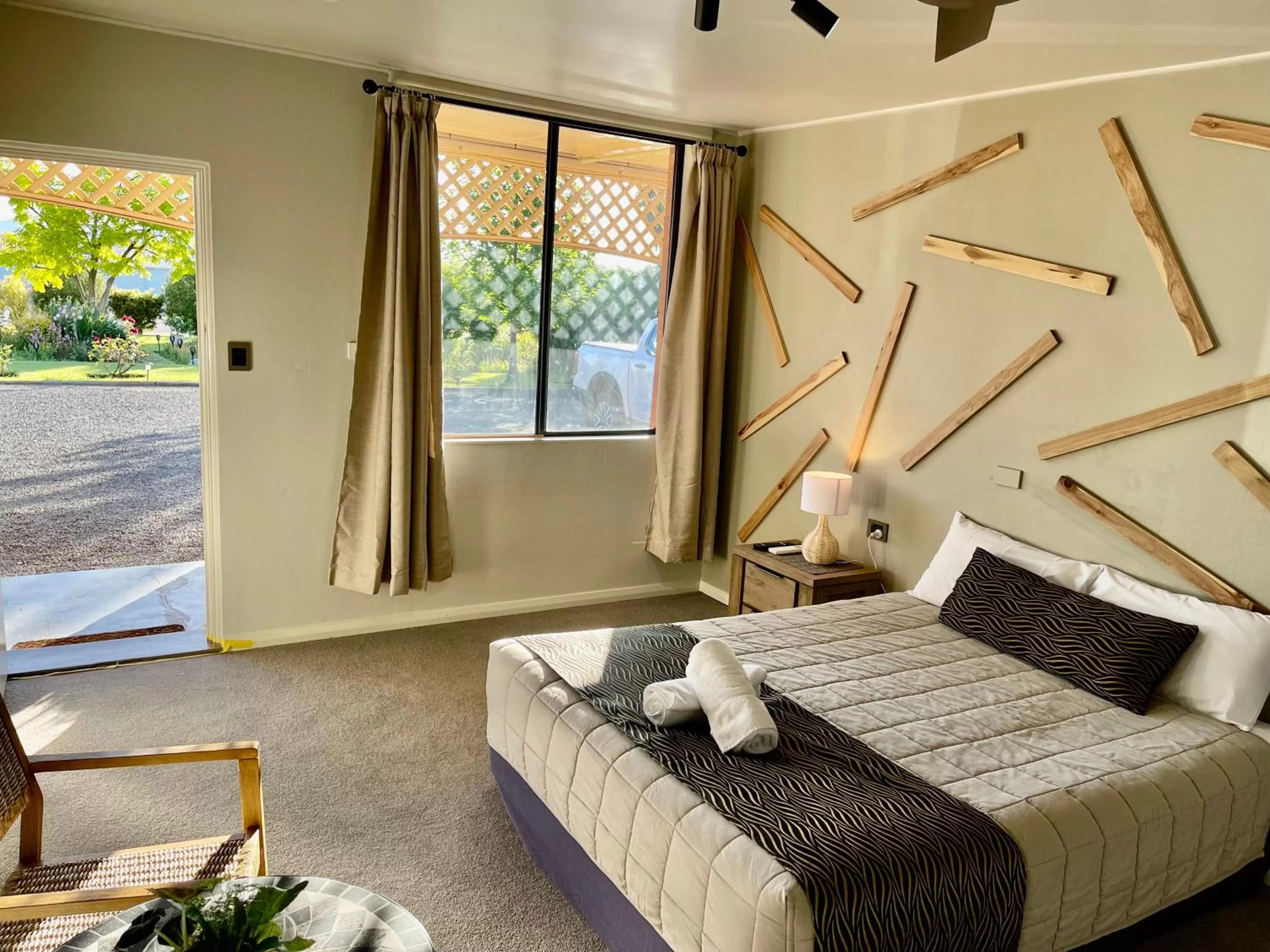 Bed in Quirindi Sunflower Motor Inn