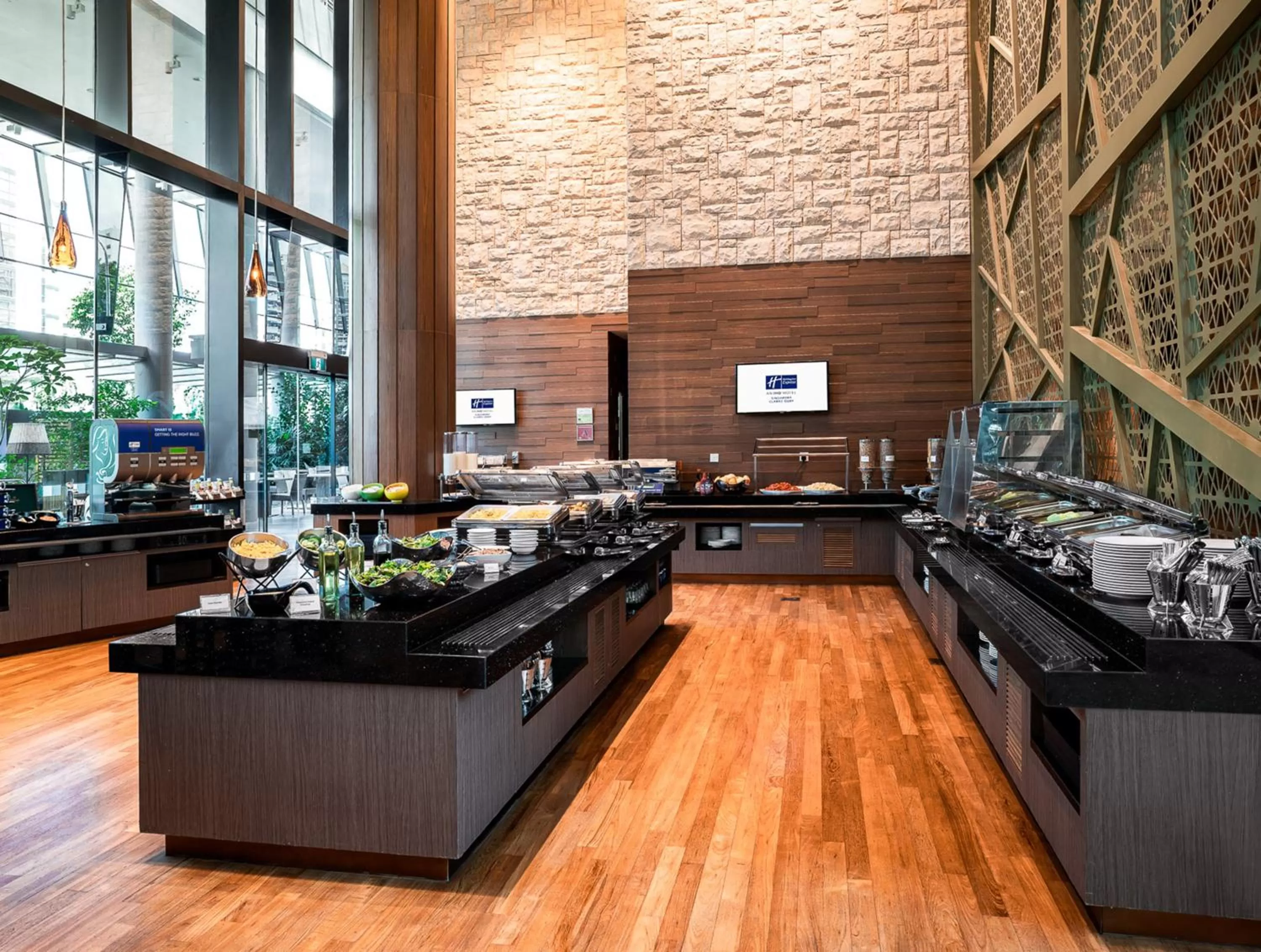 Breakfast in Holiday Inn Express Singapore Clarke Quay by IHG