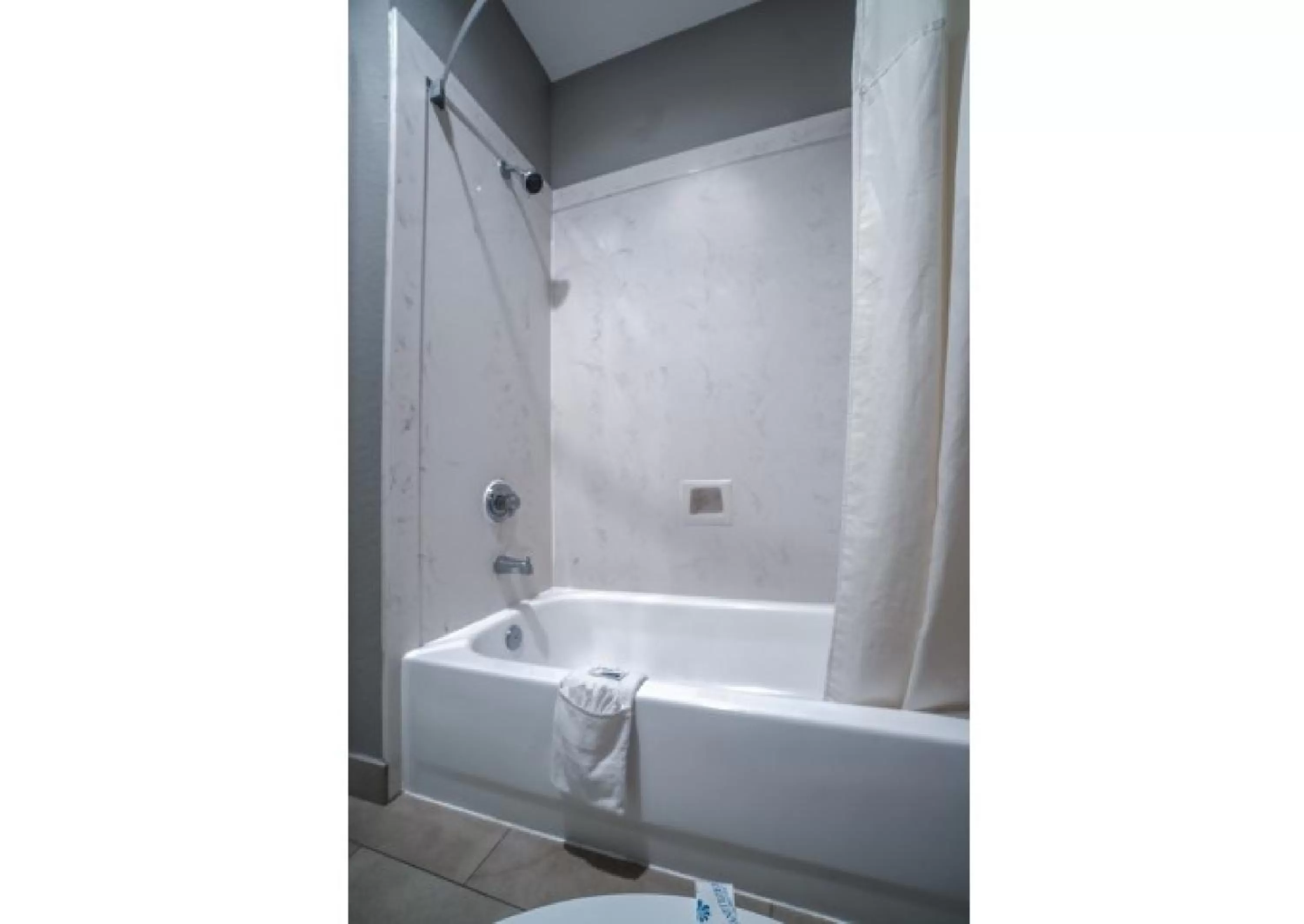 Bathroom in Hotel Bliss Kemah