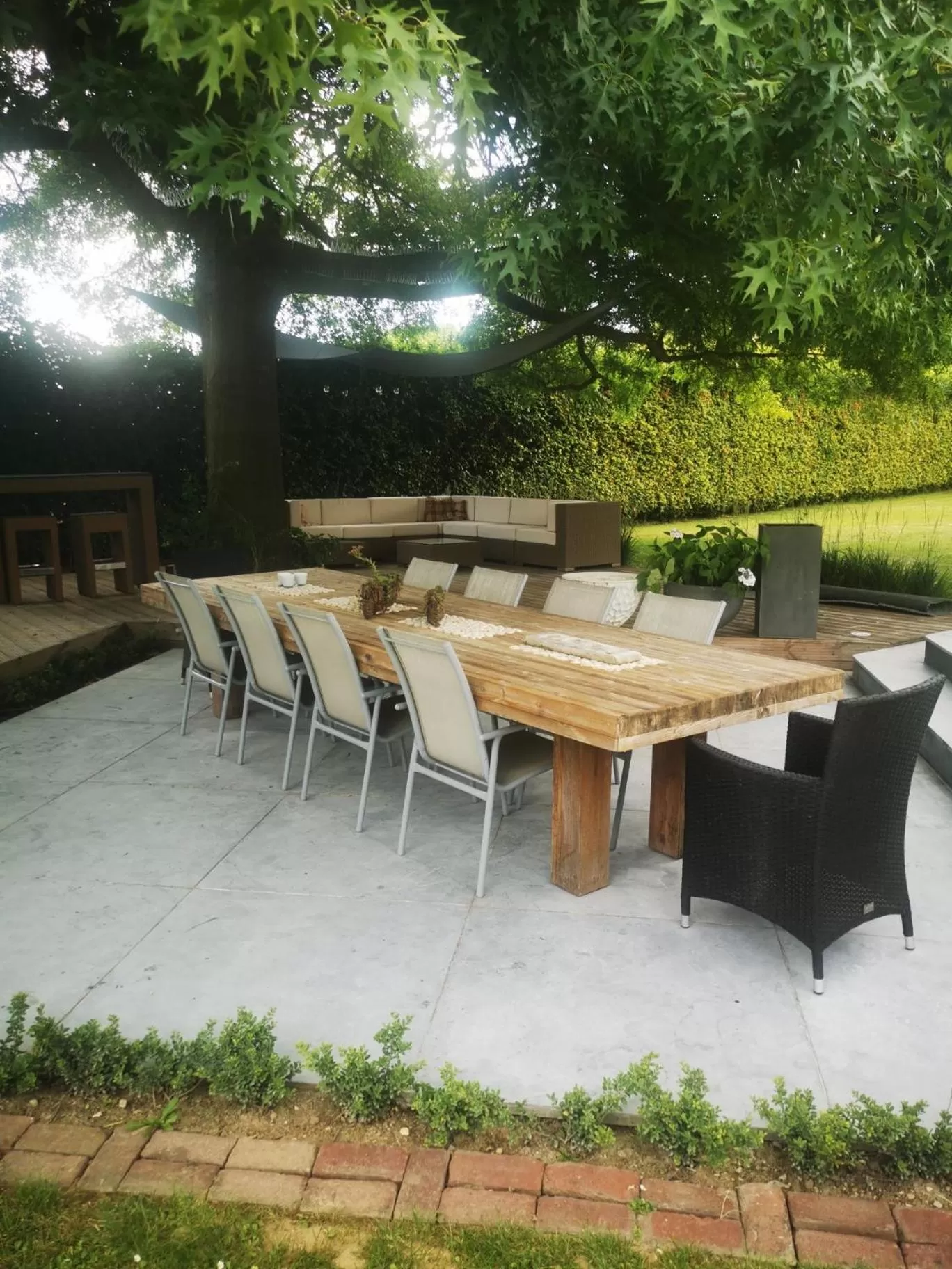 Patio in Bed & Bokes aan de Maaskant