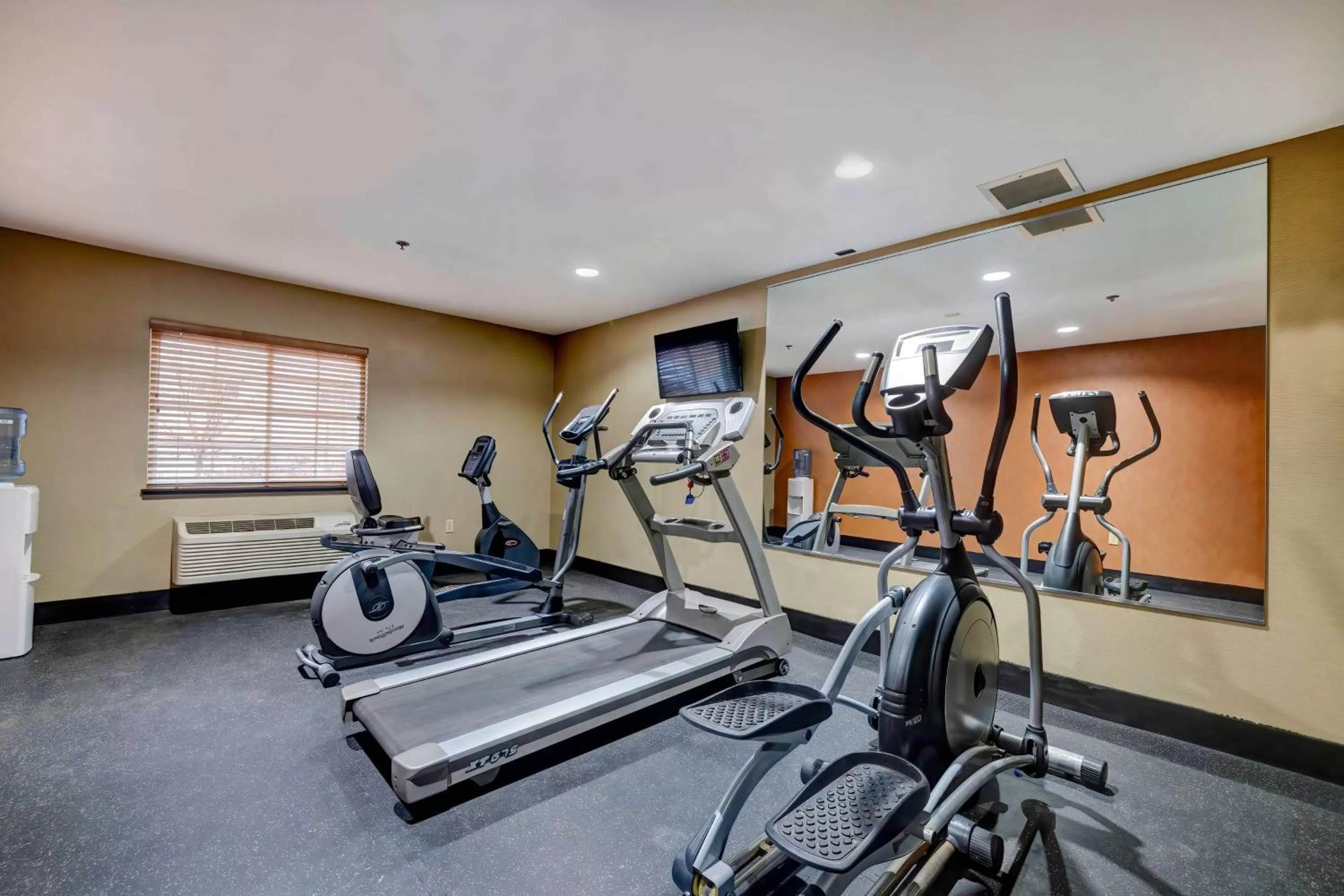 Fitness centre/facilities in Studio 6 Lenexa - Overland Park