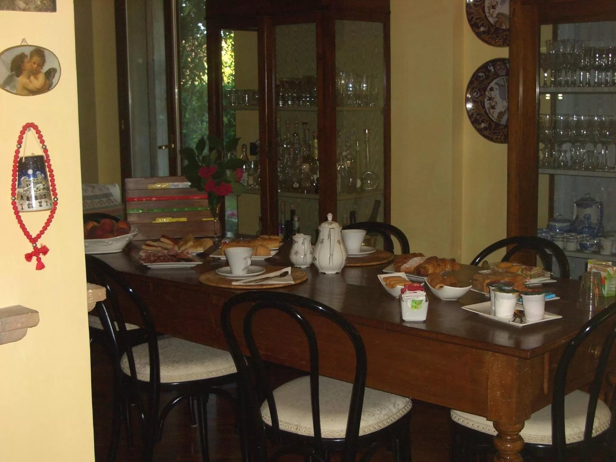 Continental breakfast in B&B Luce Riflessa