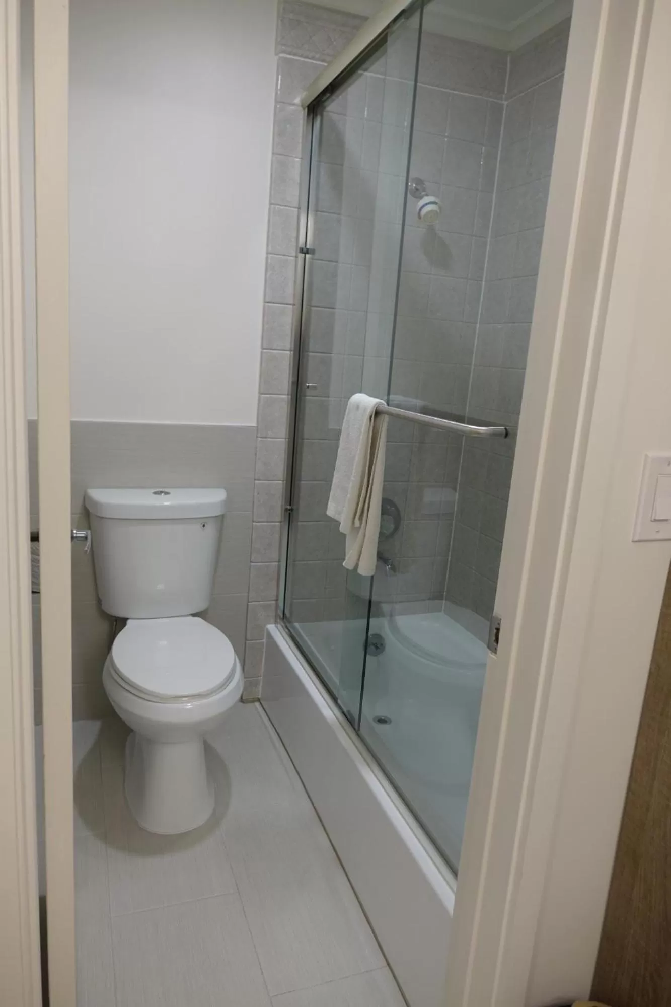 Bathroom in Castle Inn