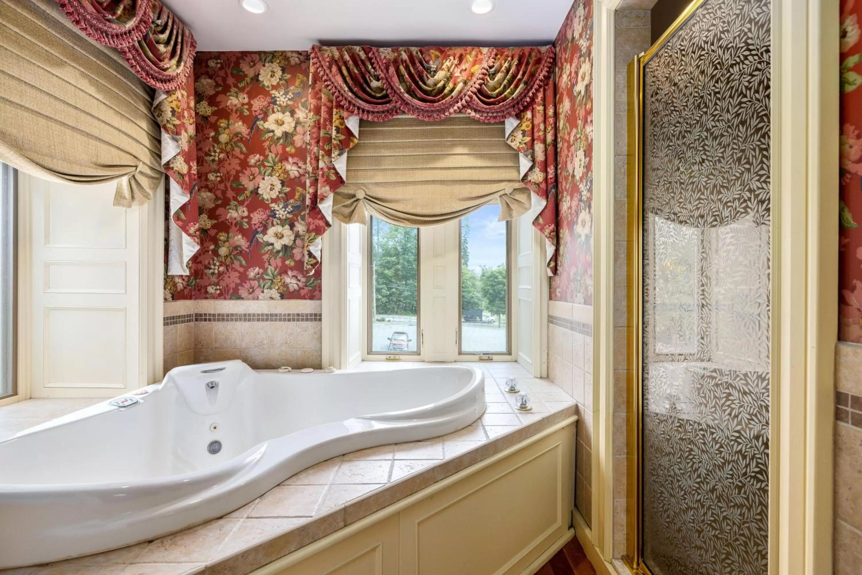 Bathroom in The Inn at Erlowest