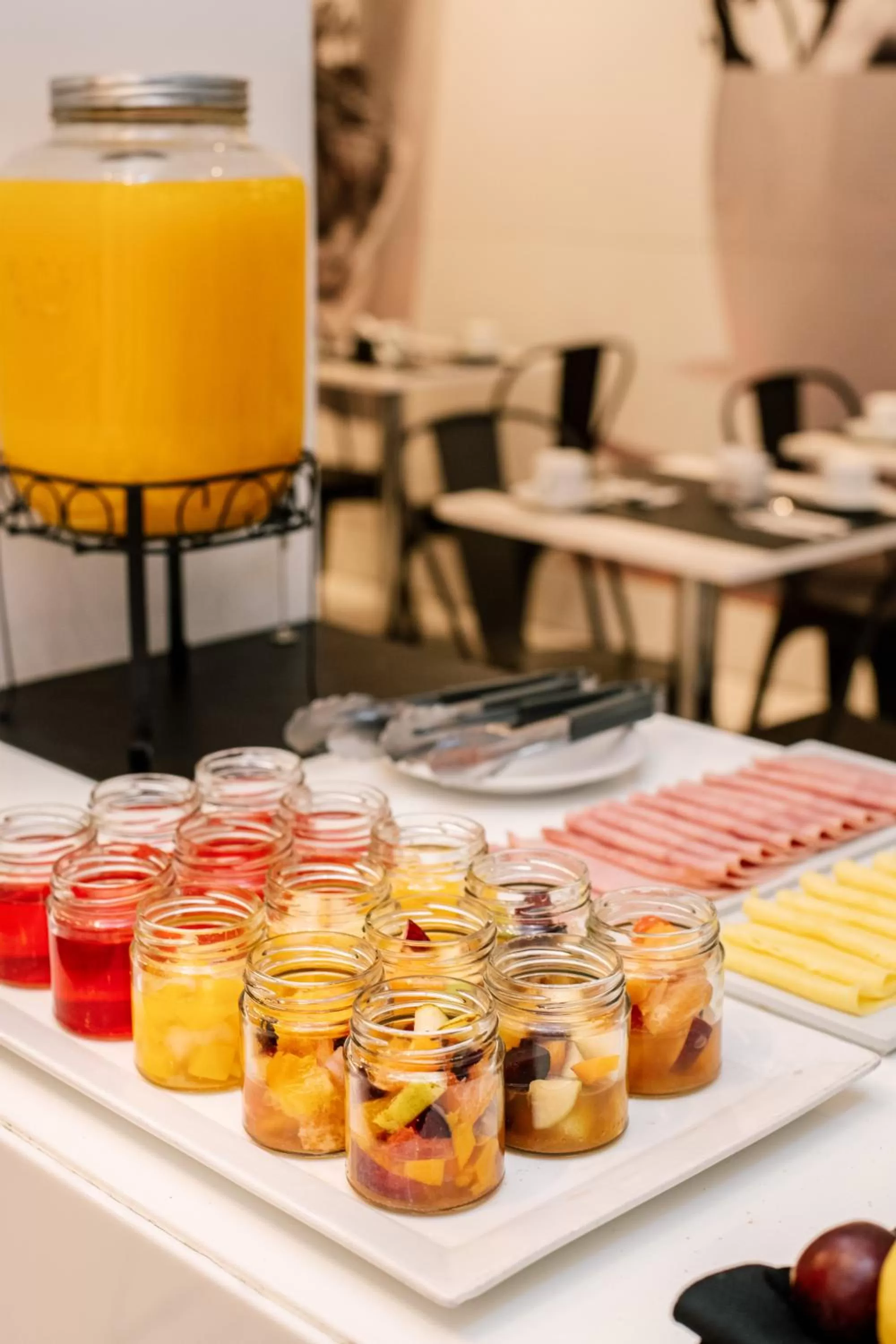 Restaurant/places to eat in Principado Downtown