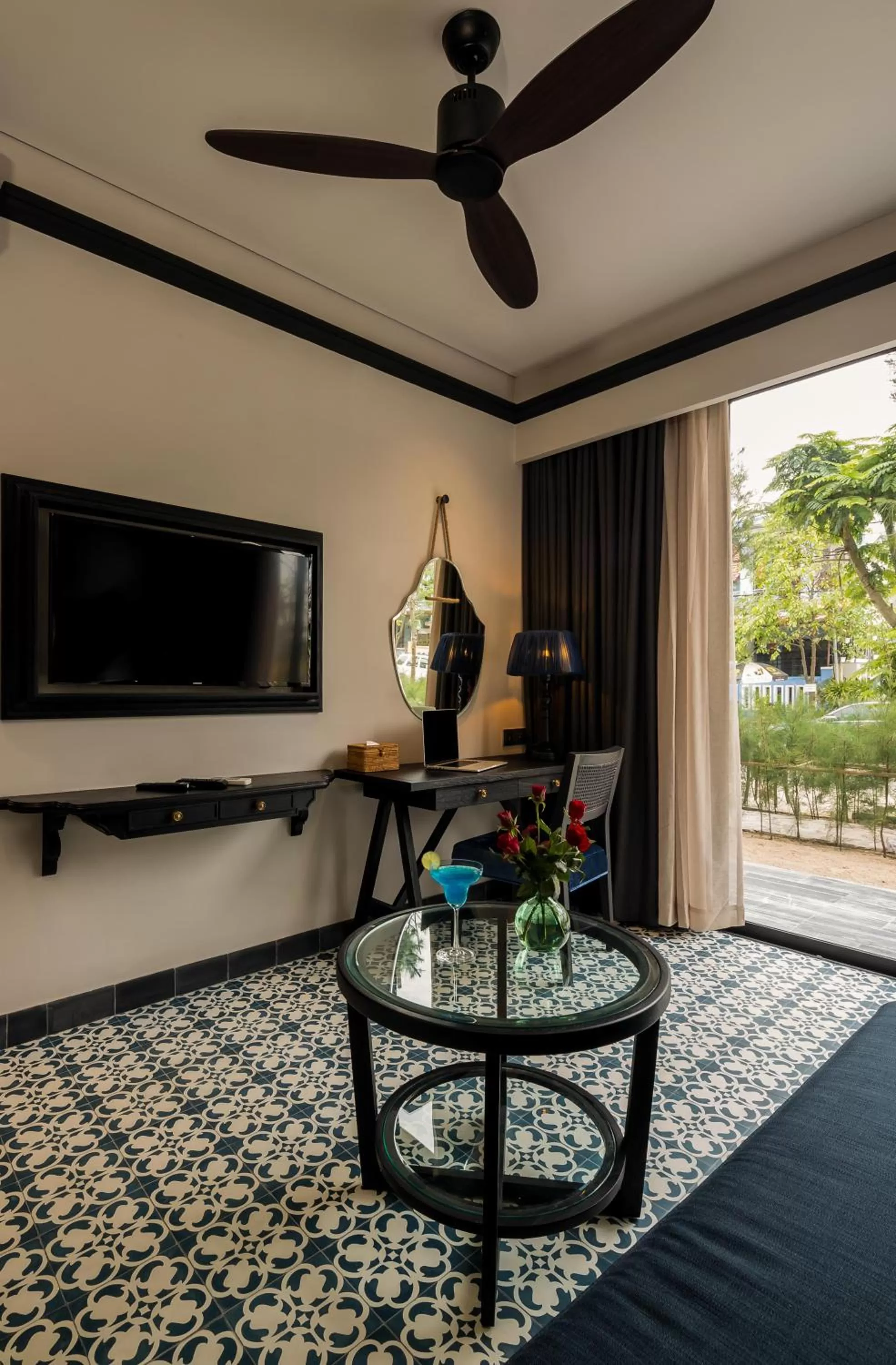 TV and multimedia in Sol An Bang Beach Resort & Spa