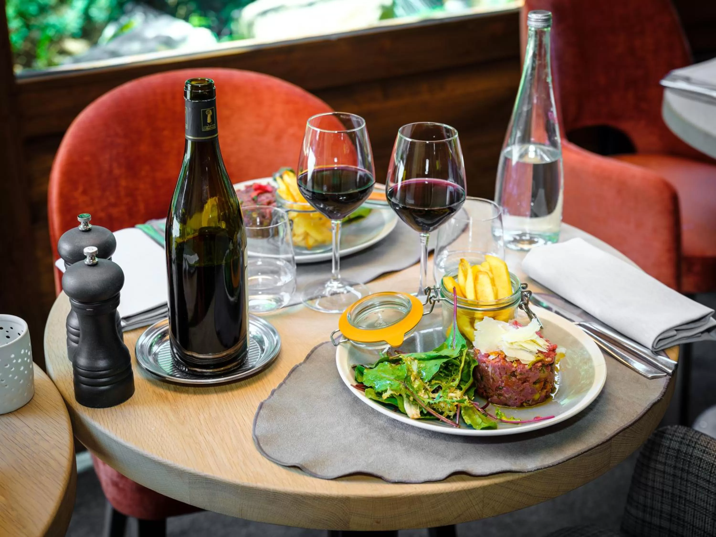 Restaurant/places to eat in Les Loges Blanches Megève