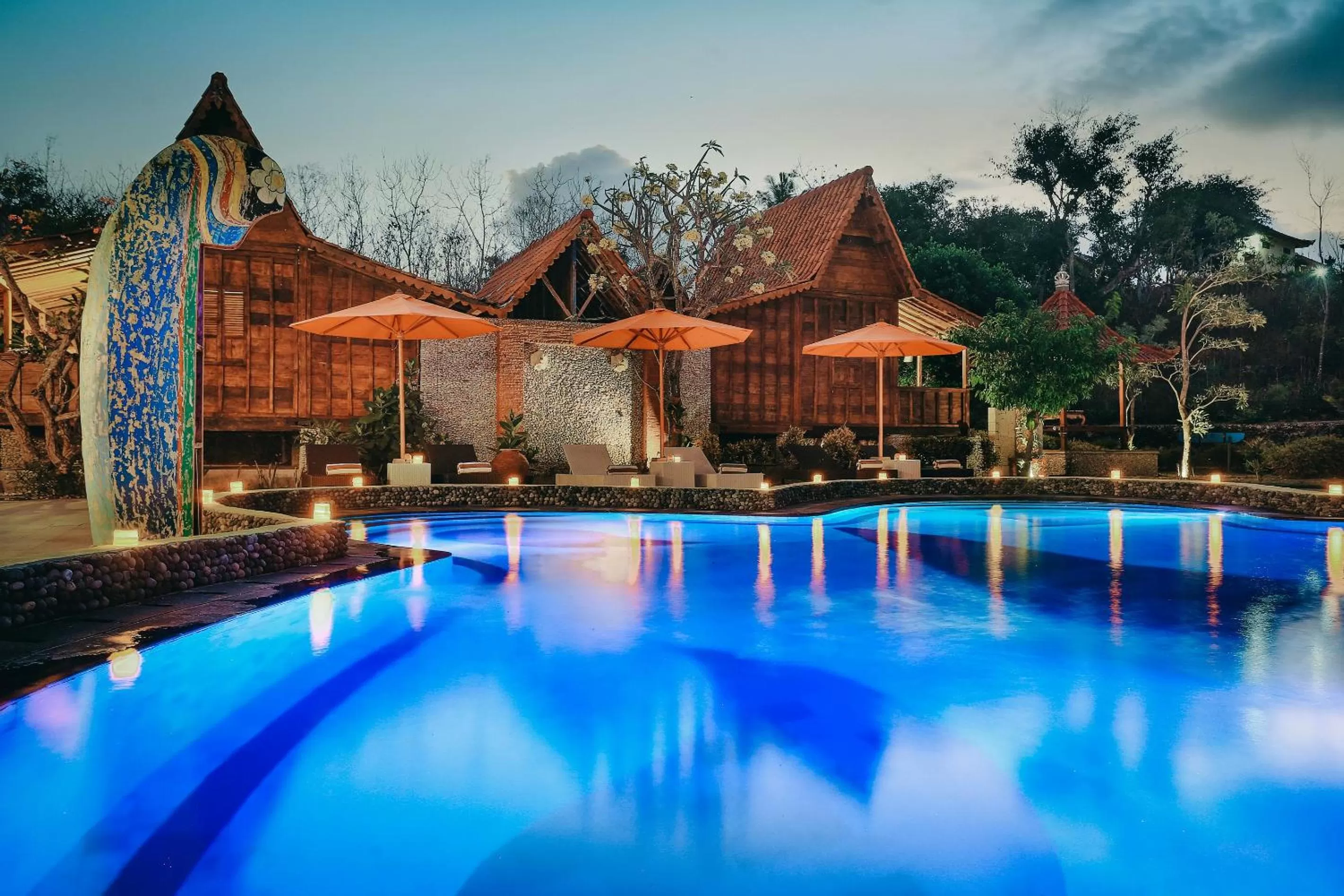 Swimming pool in Jukung Cottage