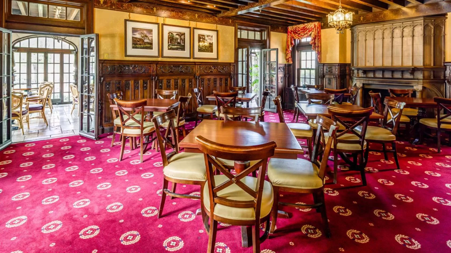 Breakfast in The Glidden House