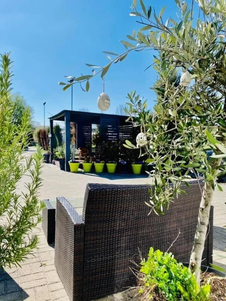 Garden in Kraft Hotel-Klimaanlage in jedem Zimmer, AC in each room!