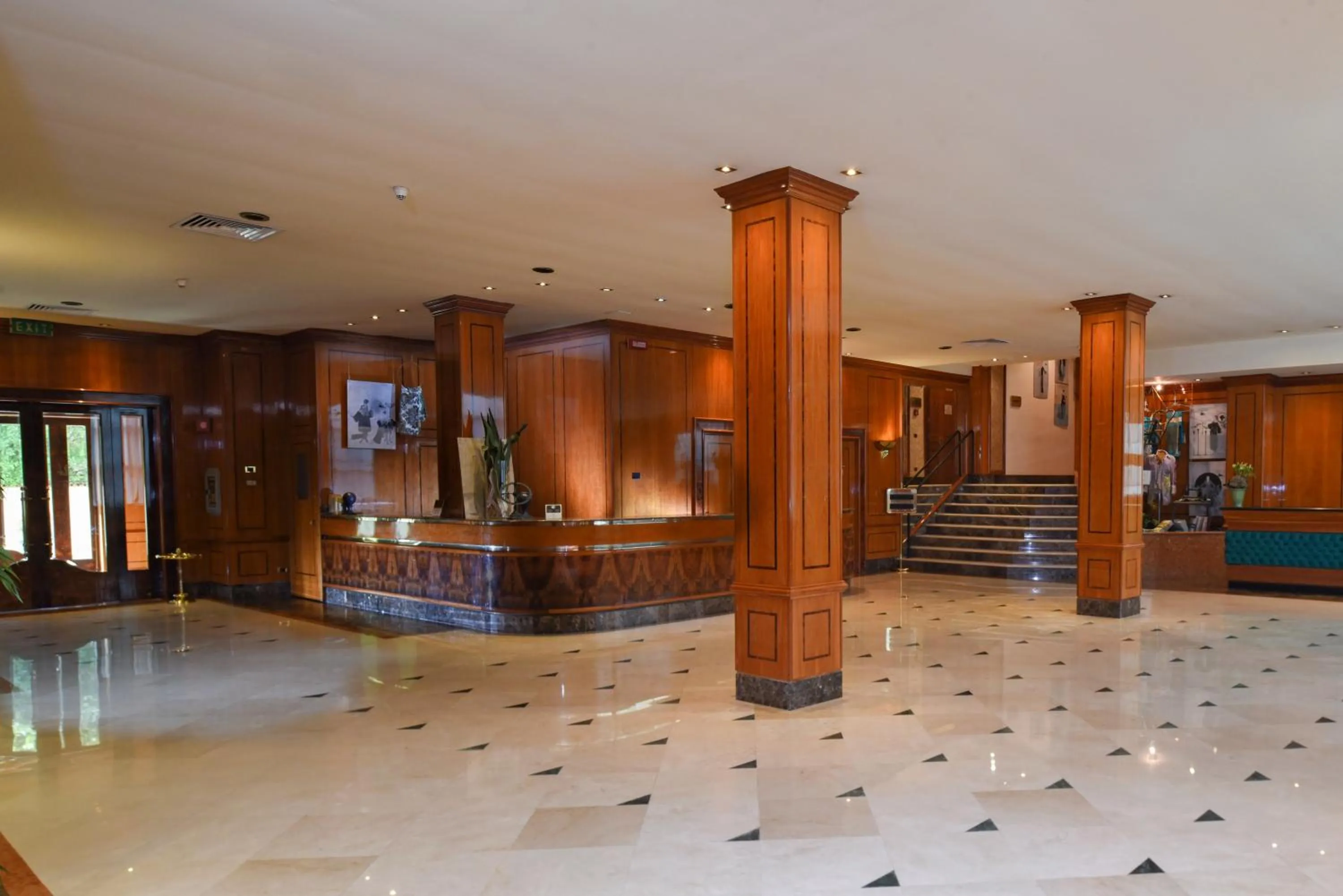 Business facilities in Hotel Leon d'Oro