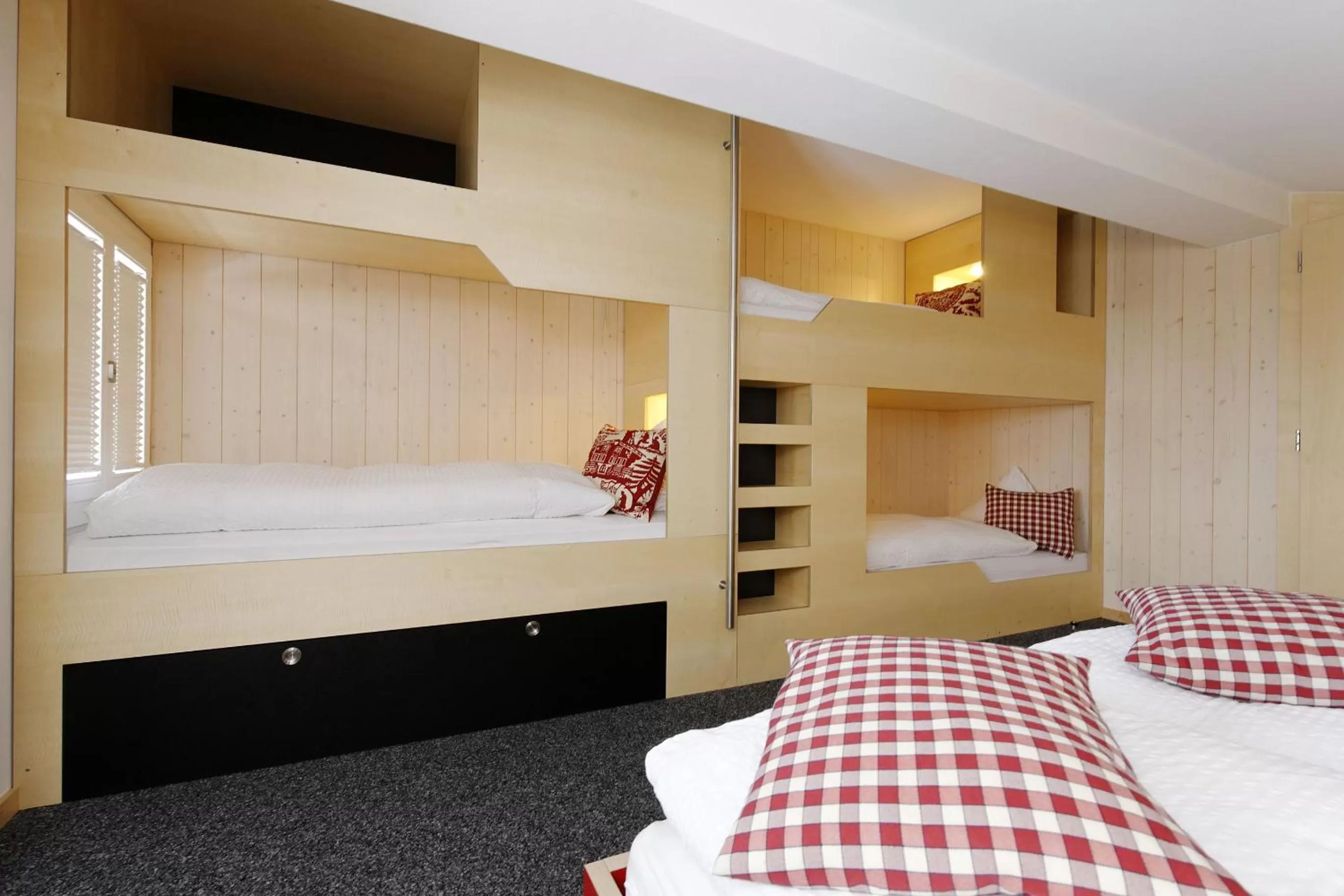 Decorative detail, Bed in Alpinhotel Bort