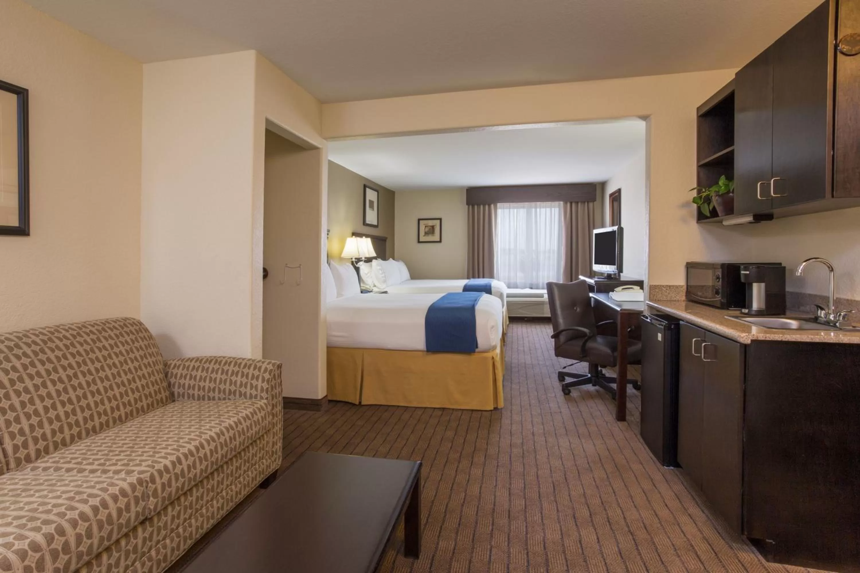Photo of the whole room in Holiday Inn Express & Suites Moultrie by IHG