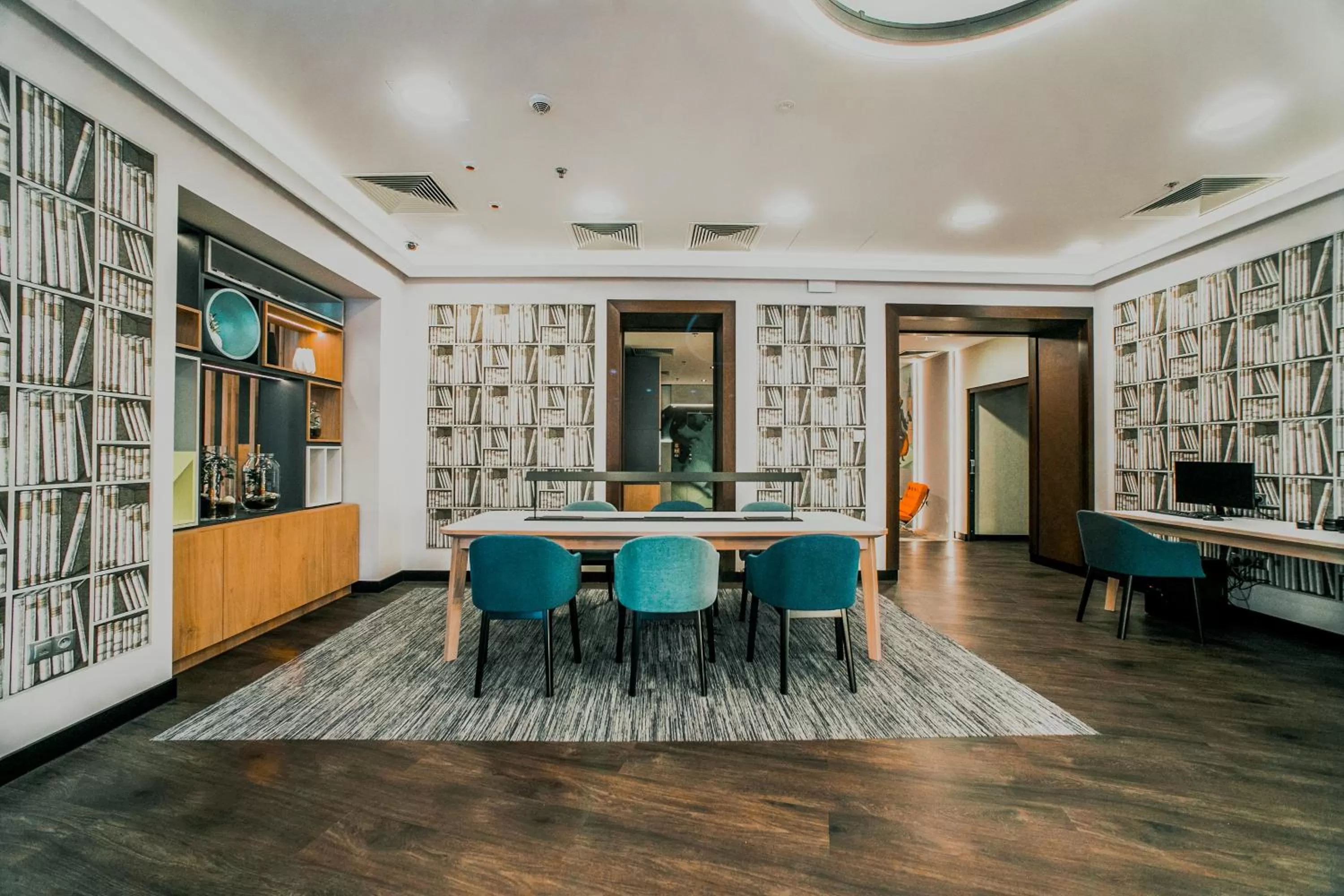 Living room in Holiday Inn Krakow City Centre by IHG